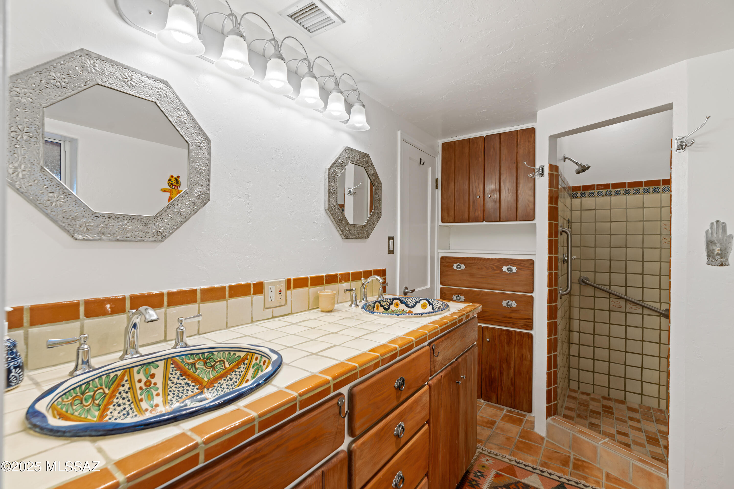 El Montevideo Estates - Residential