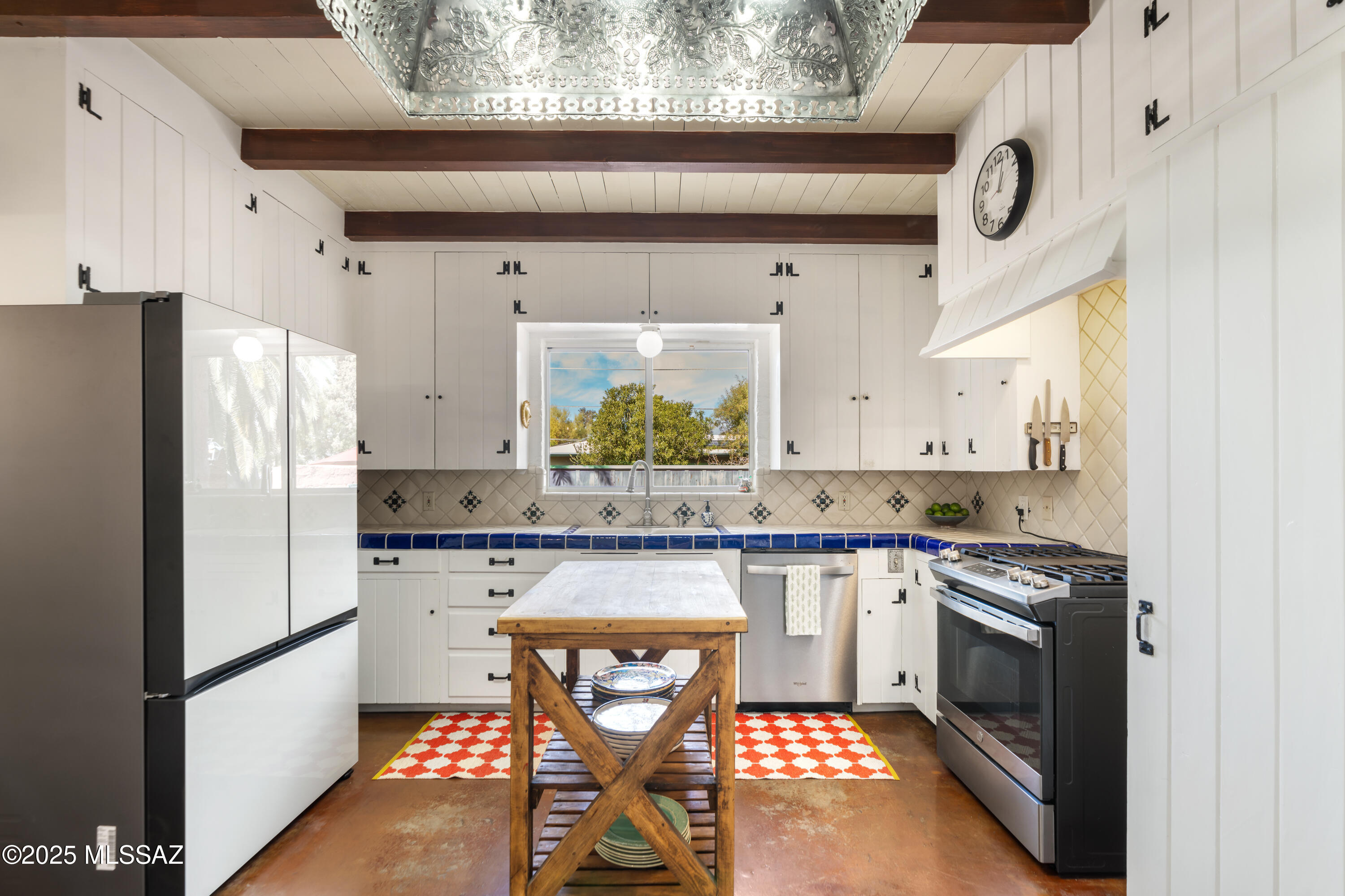 El Montevideo Estates - Residential