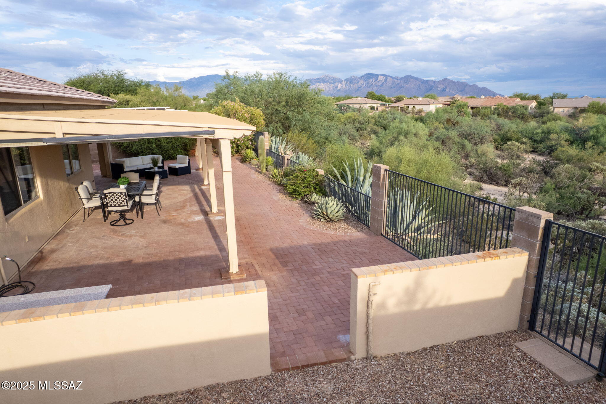 Bluffs At Dove Mountain (1-122) - Residential