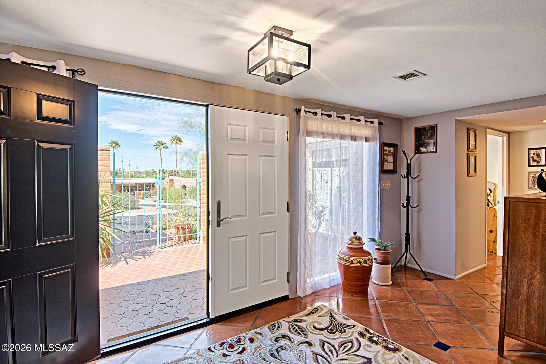 Oro Valley Townhouses (47-52, 58-91) - Residential