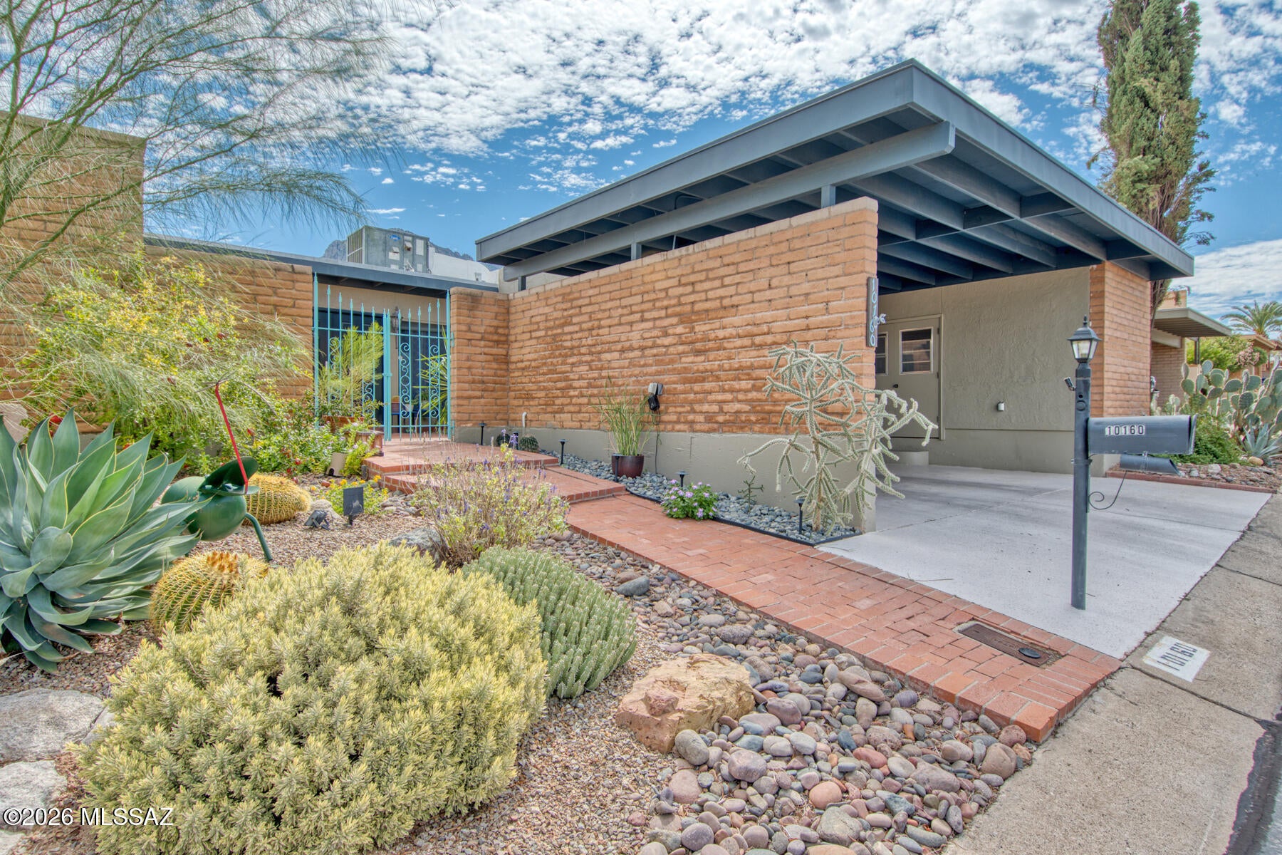 Oro Valley Townhouses (47-52, 58-91) - Residential
