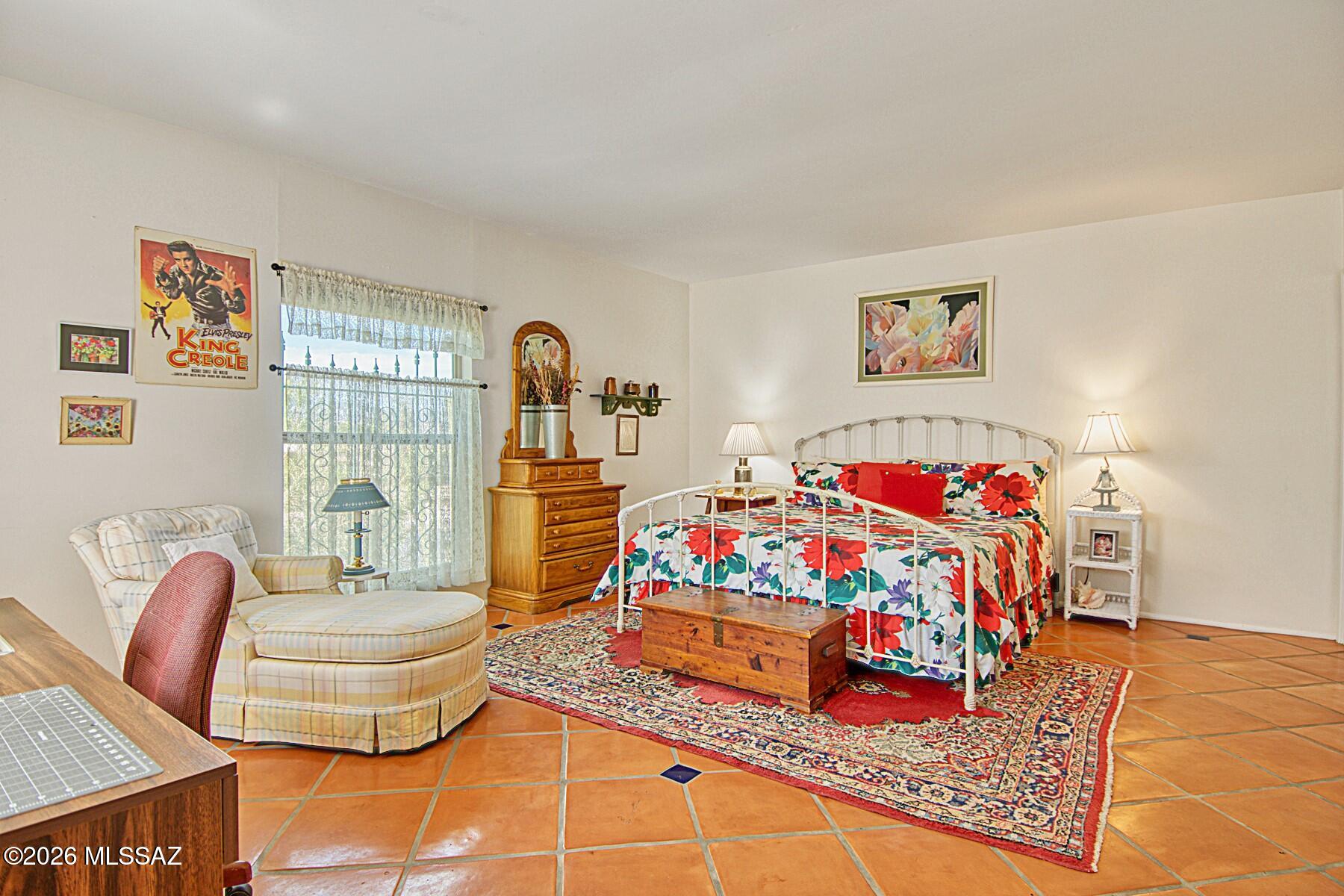 Oro Valley Townhouses (47-52, 58-91) - Residential