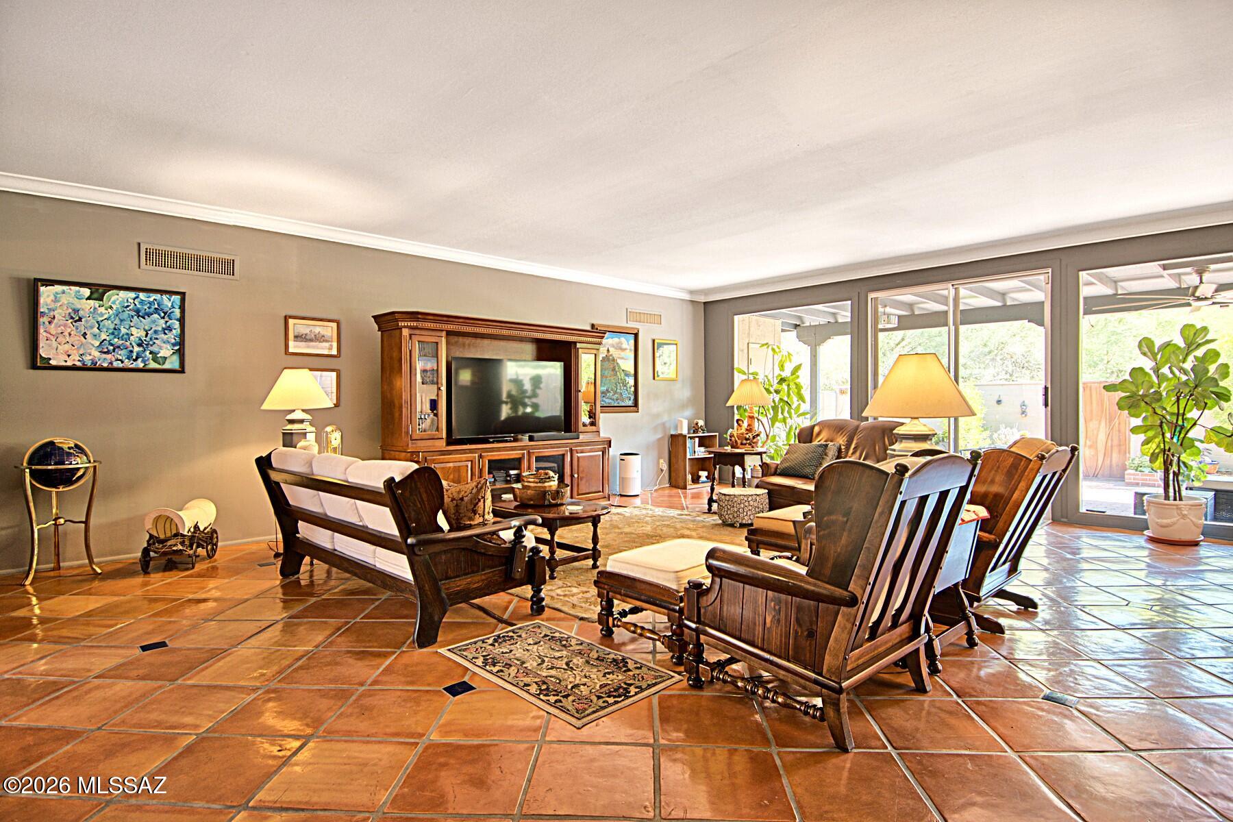 Oro Valley Townhouses (47-52, 58-91) - Residential