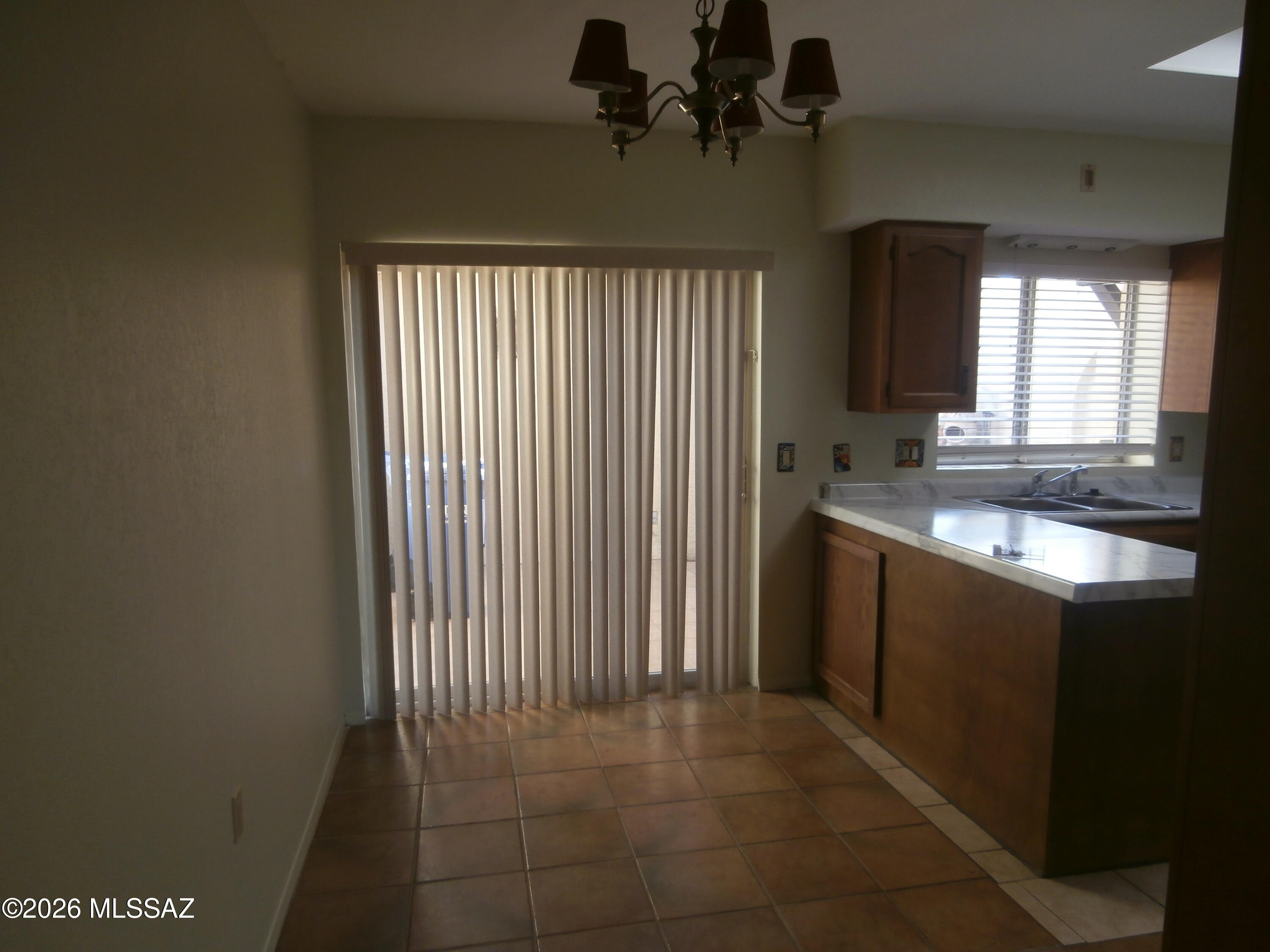 Esperanza Estates - Residential Lease