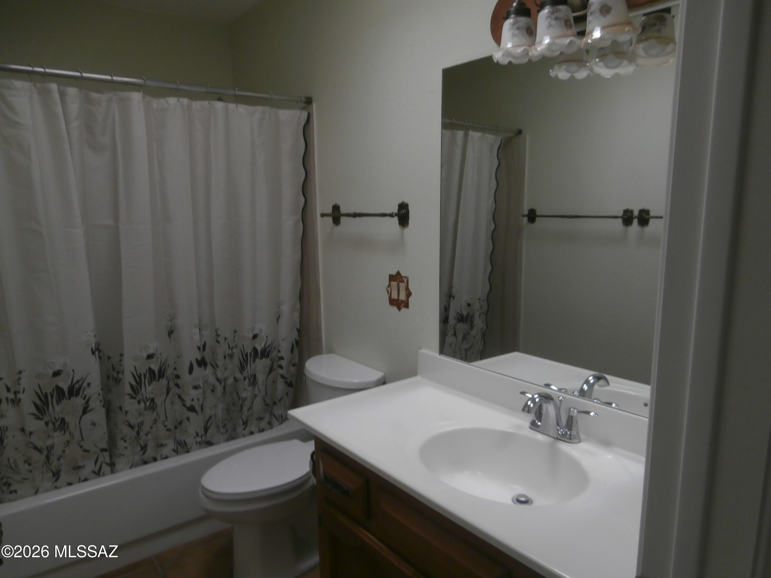 Esperanza Estates - Residential Lease