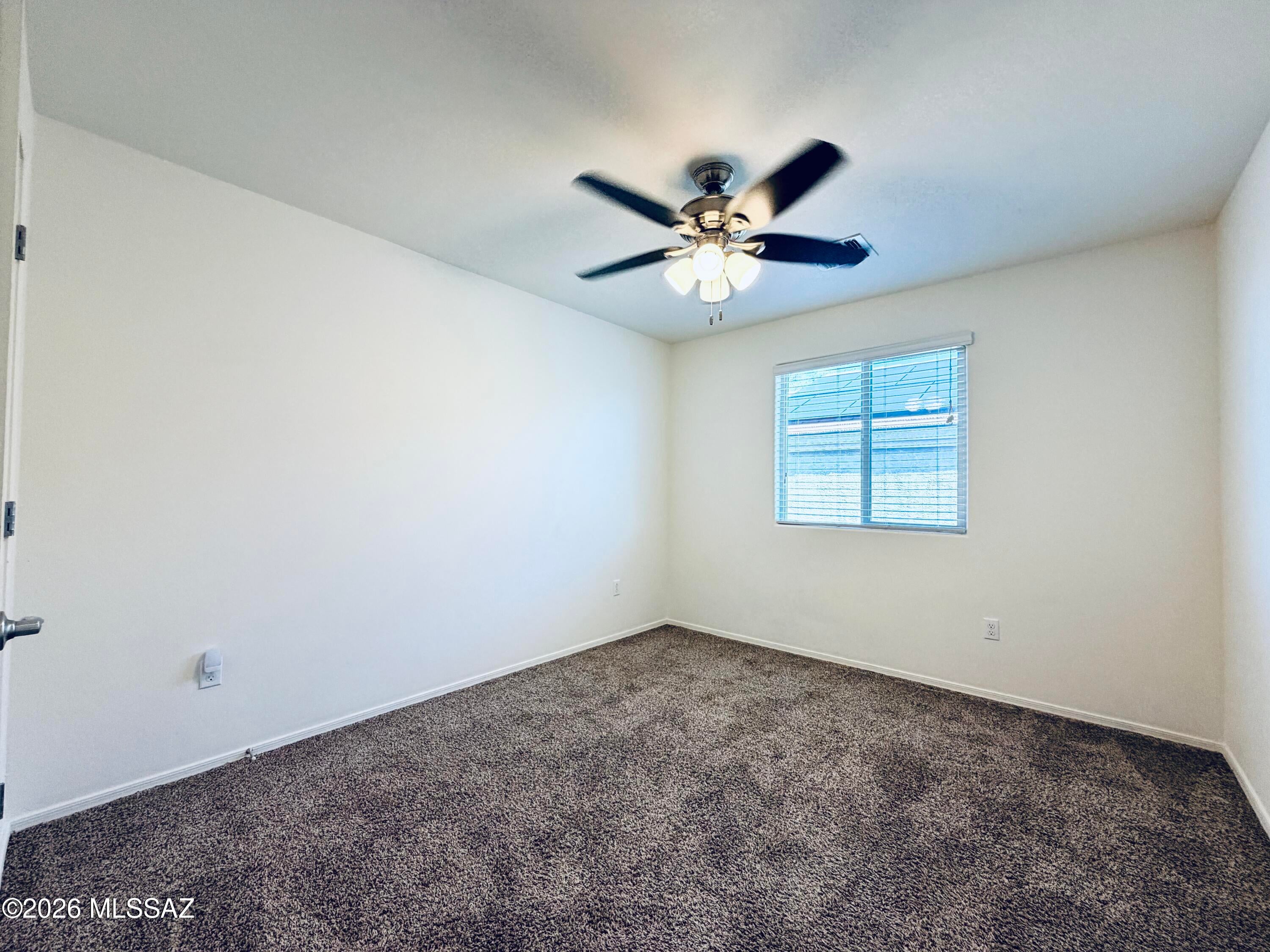 Vista Del Lago Norte SQ20140780198 - Residential Lease