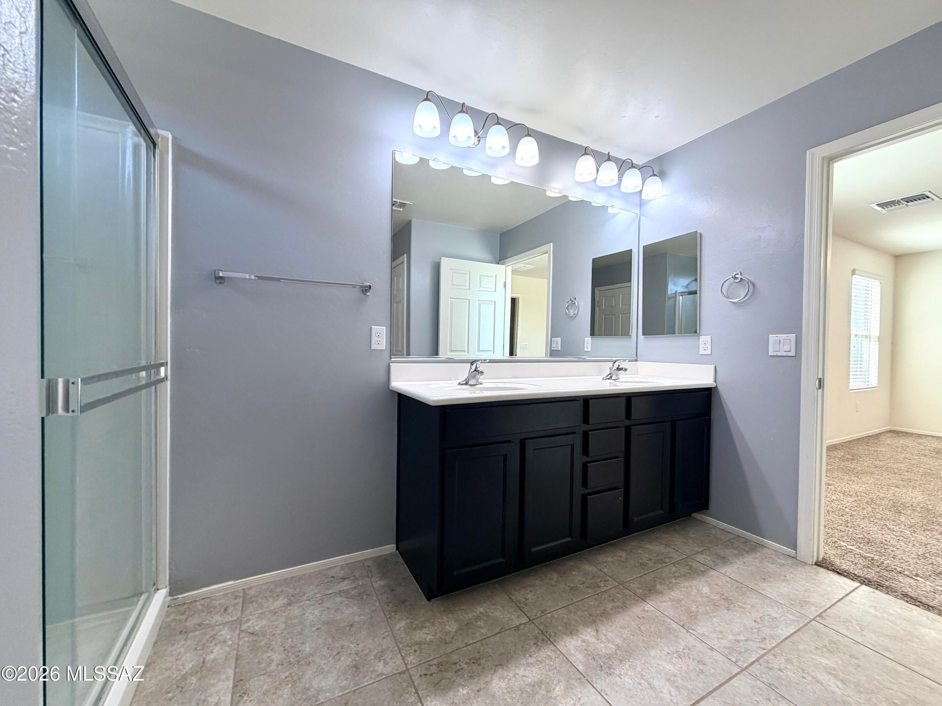 Vista Del Lago Norte SQ20140780198 - Residential Lease