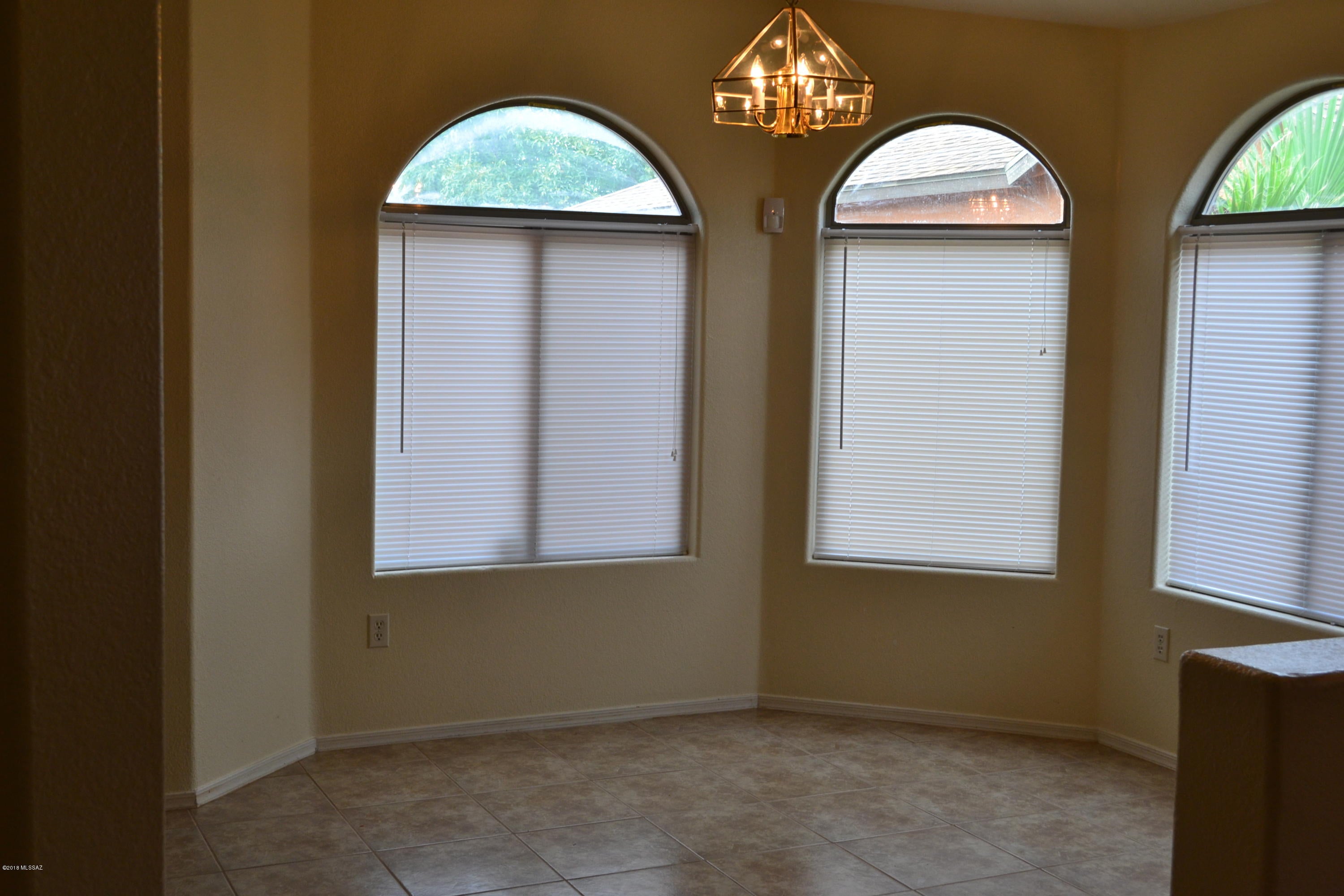 Tres Pueblos - Residential Lease