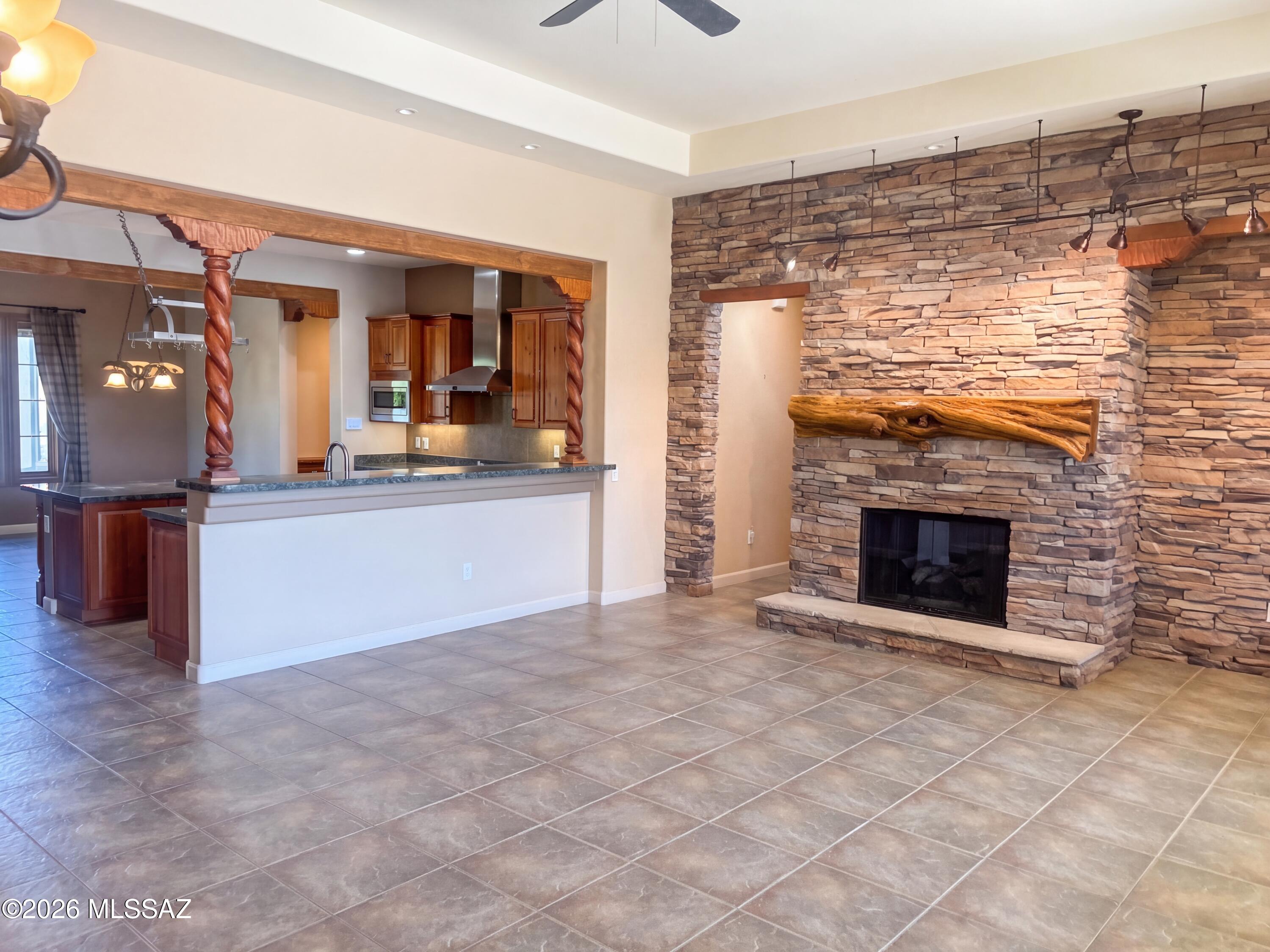 Saddlebrooke - Residential