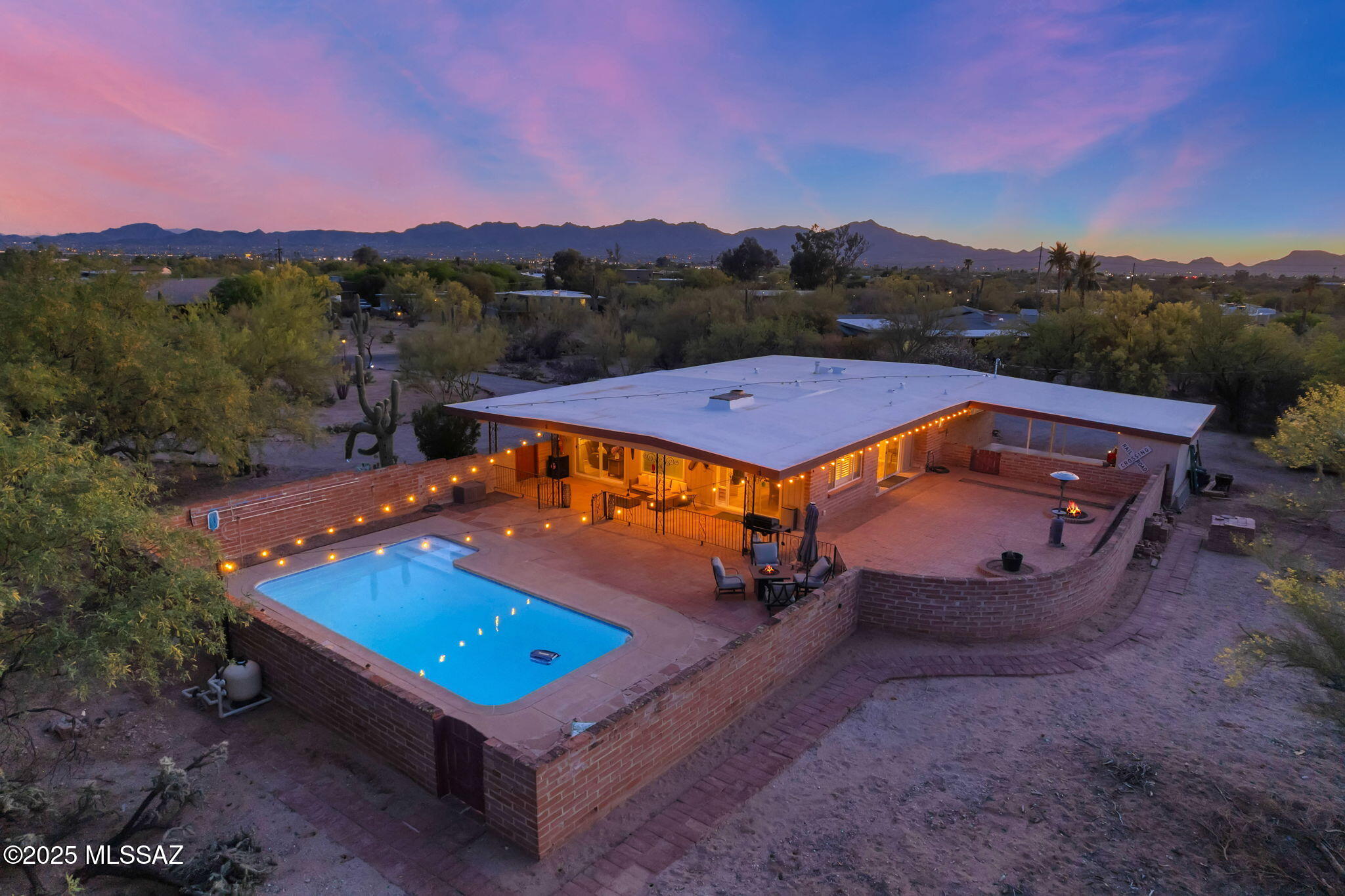 Casas Adobes Estates (401-447) - Residential