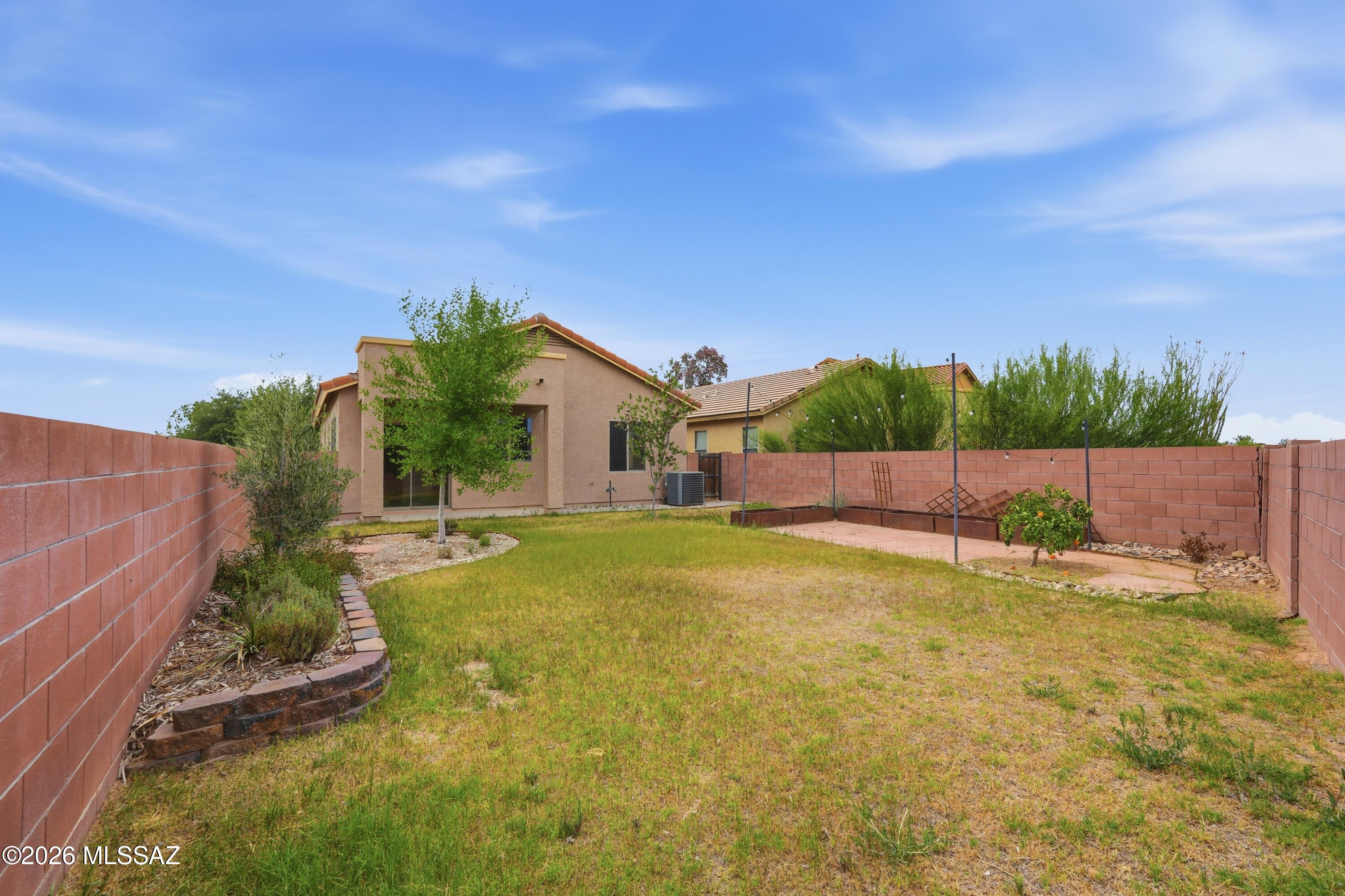 Madera Highlands Villages 1-10 & 15 - Residential Lease