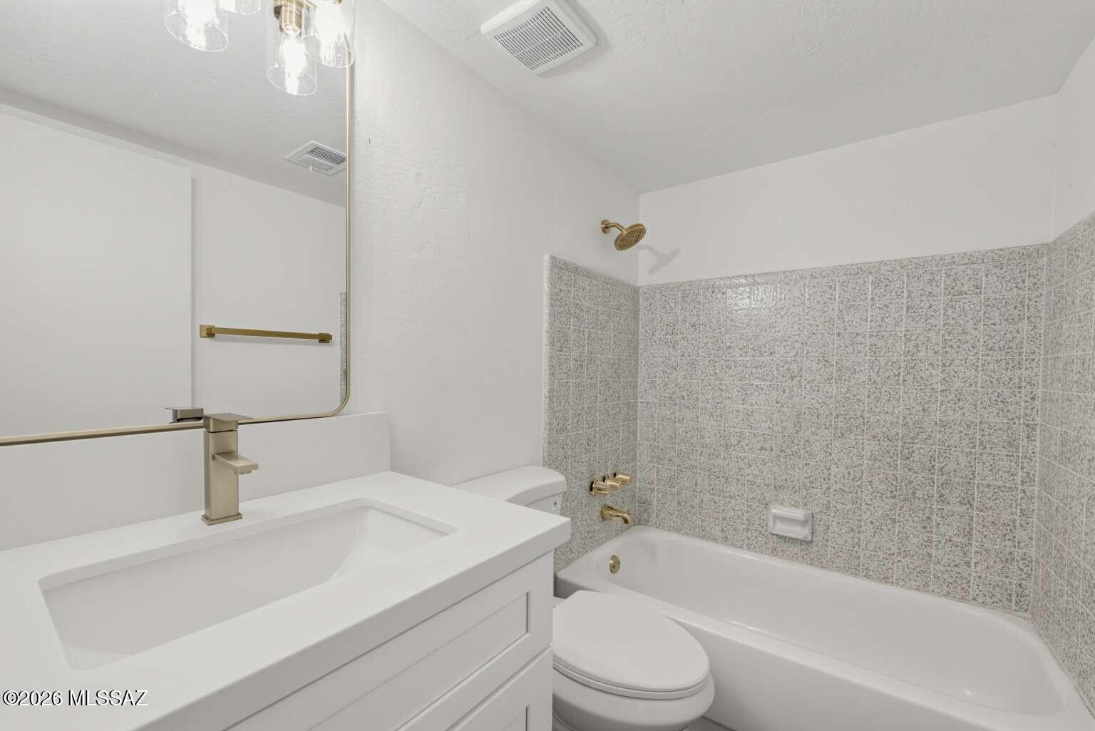 Estrella Sub Amd - Residential
