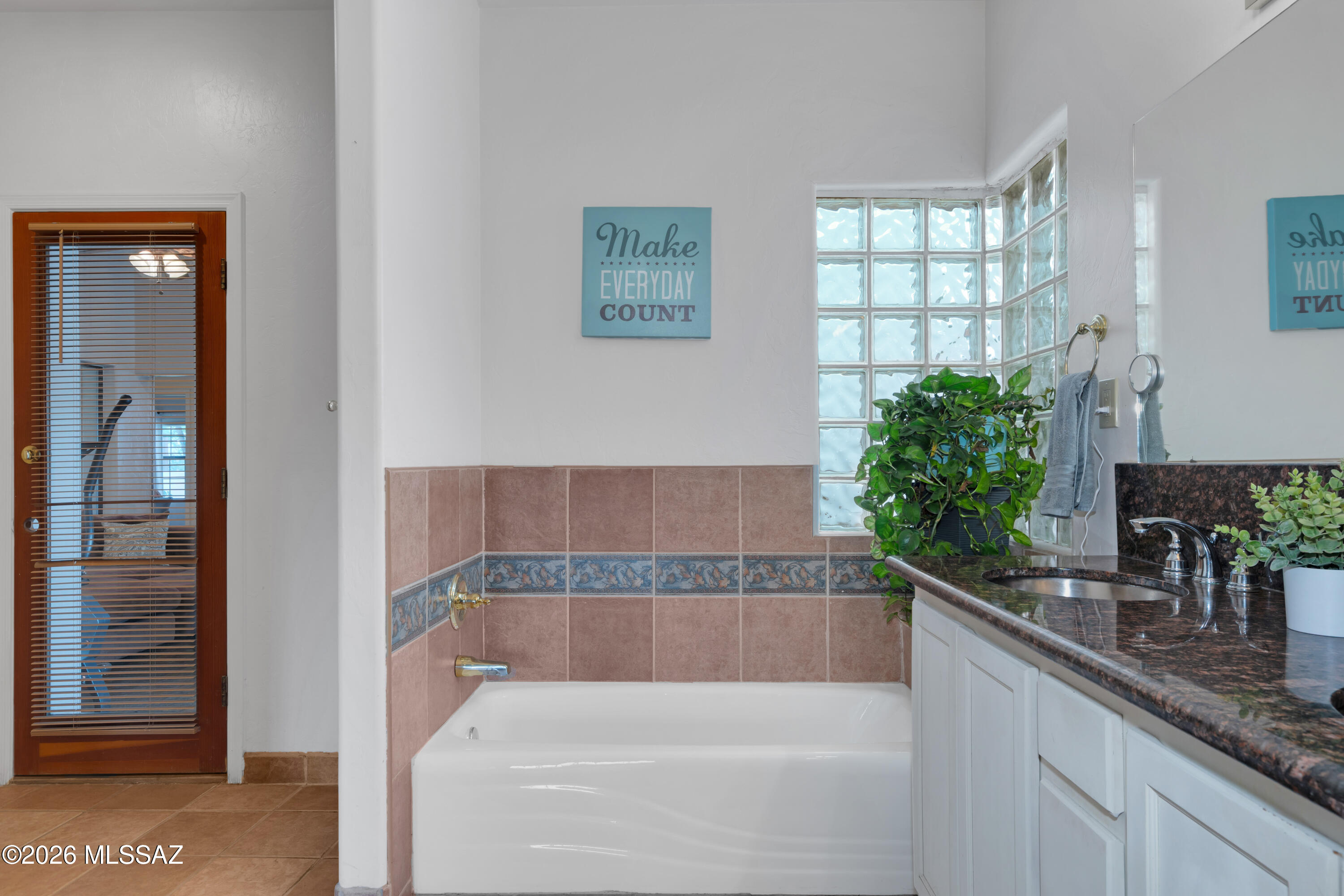 Rio Rico Ranchettes - Residential Lease