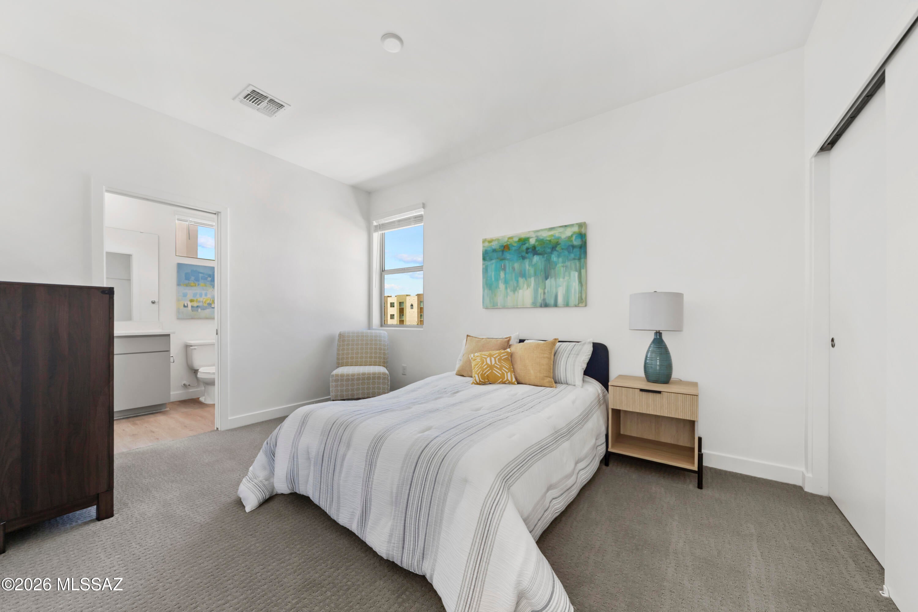 Pearl at the Bridges - Residential