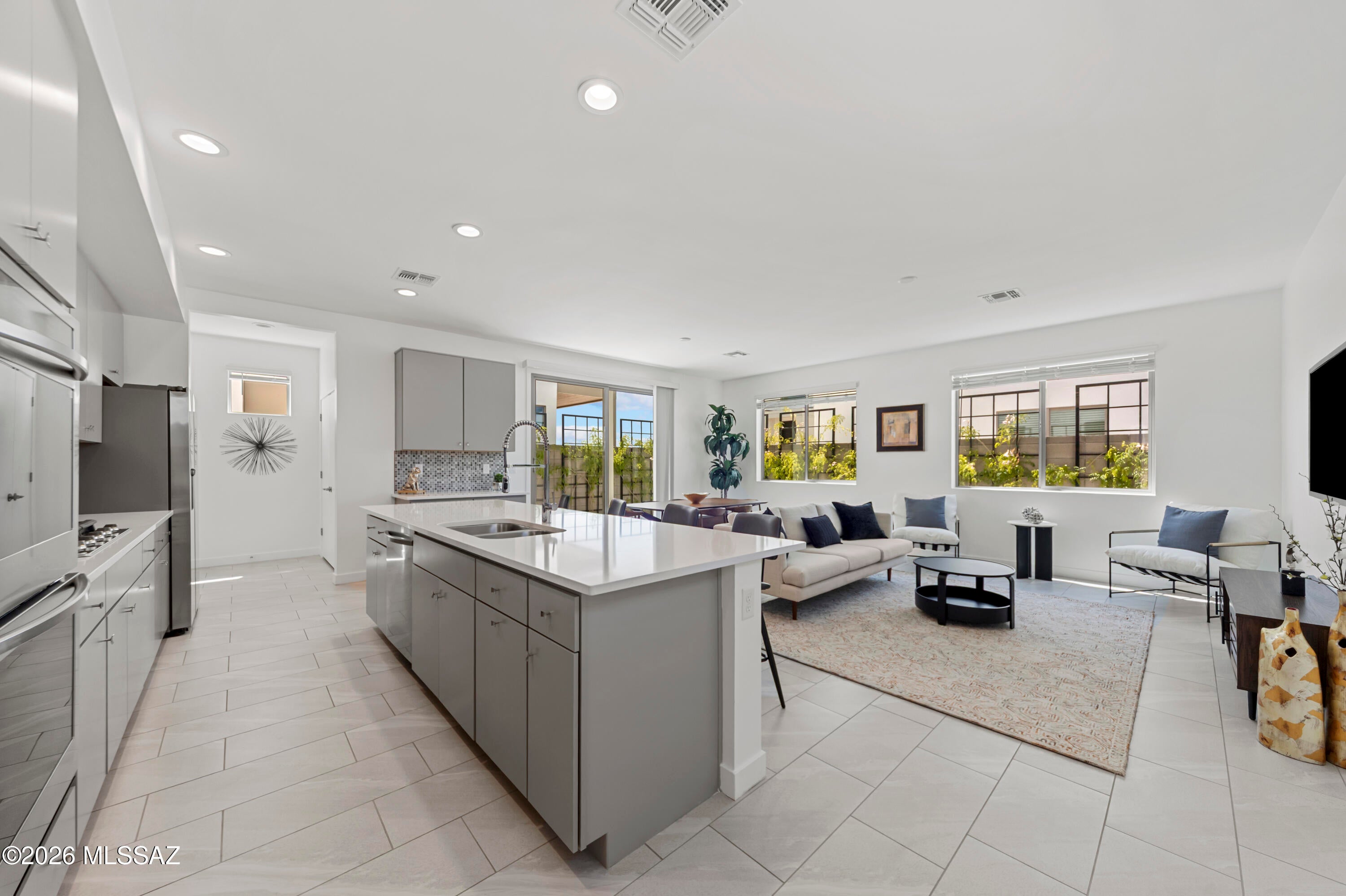 Pearl at the Bridges - Residential