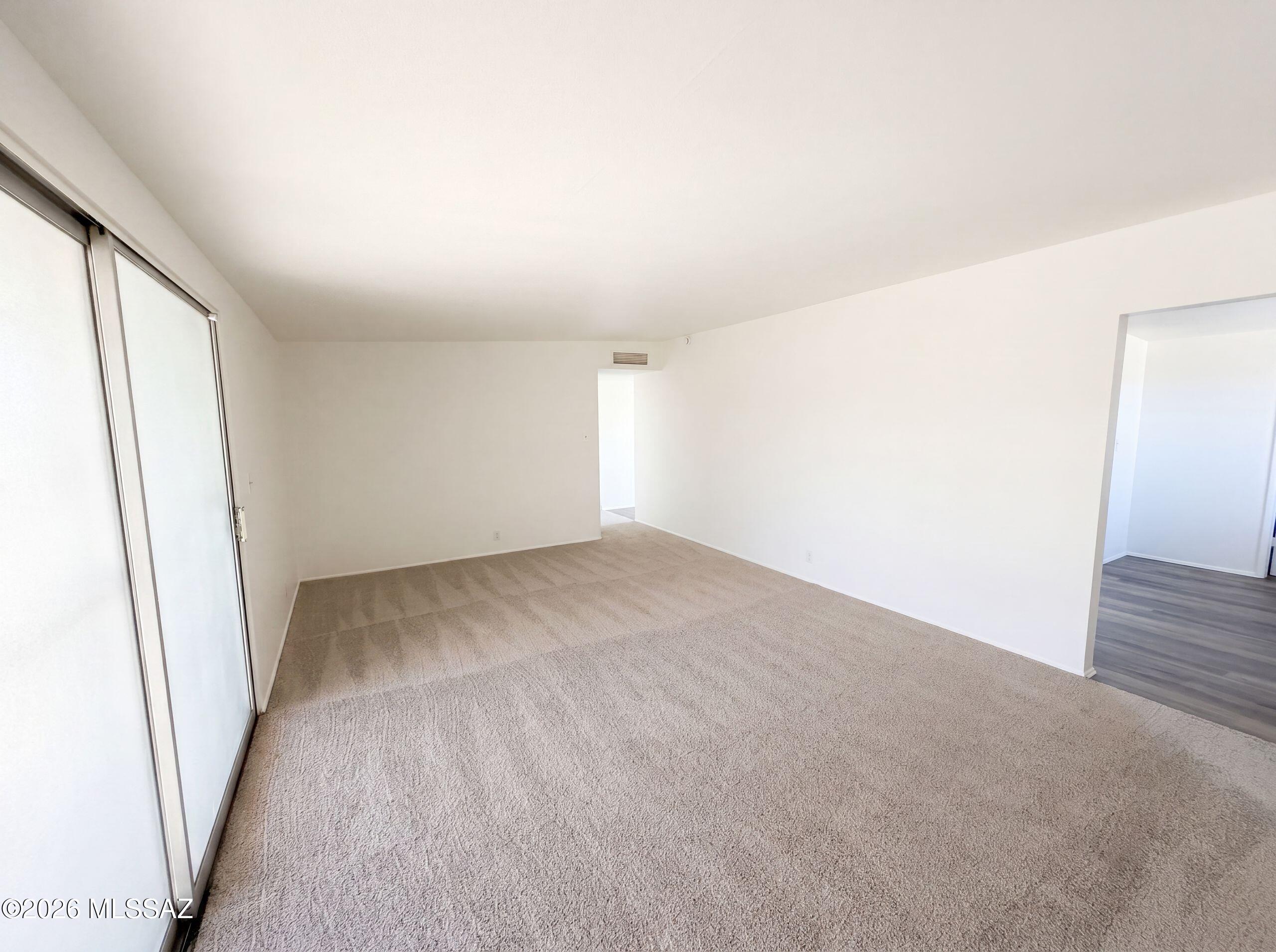 Manana Grande - Residential