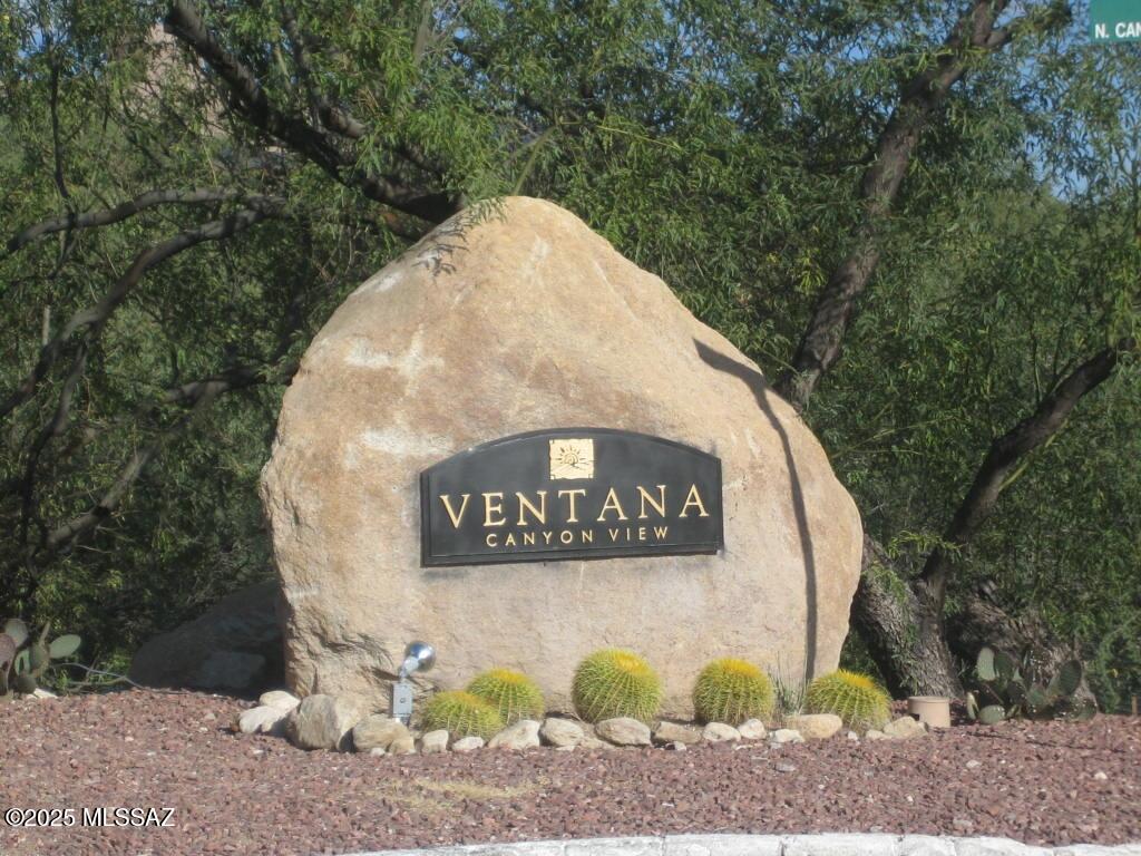 Furnished 2 bed, 2 bath condo available for rent in the sought after Canyon View at Ventana community.  Recently updated w/new flooring, stone wall & fresh paint. Main bedroom has a walk-in closet & ensuite bath w/large shower. Ceiling fans in both bdrms & living area. Located close to 1 of the 2 community pools. Watch the sunrise while having your morning beverage in the dining area or on the covered patio. Community also has a spa, 2 rec rooms, fitness room & tennis court. Sabino Canyon with hiking and biking trails is nearby along with golf & fine dining at Loew's Ventana Canyon Resort. Banking, grocery store & other retail services are just down the road. Owner will consider a small dog with a pet fee. Pricing depends on season and length of rental. P496