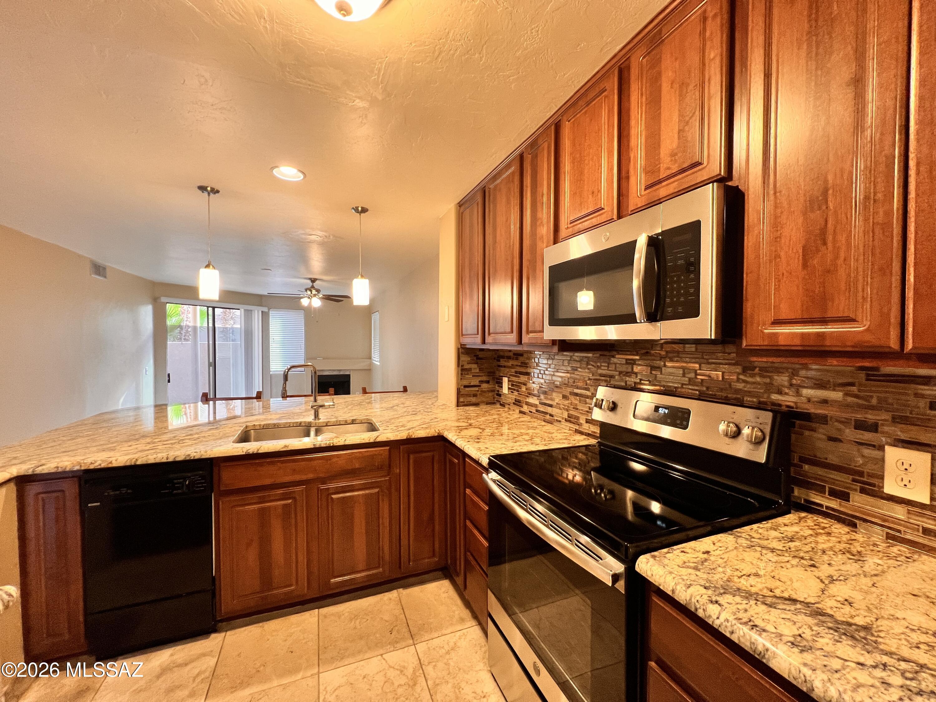 Dakotah Hills Condominium - Residential Lease