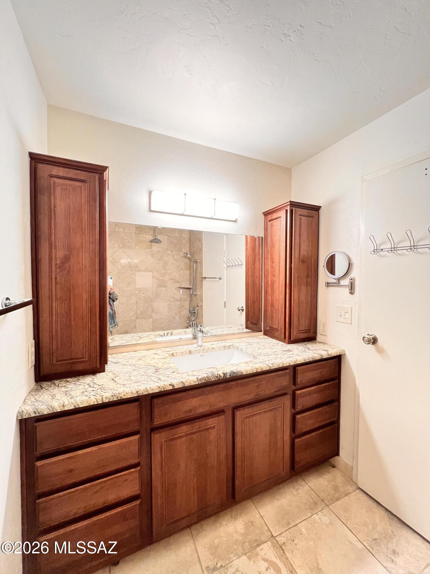 Dakotah Hills Condominium - Residential Lease