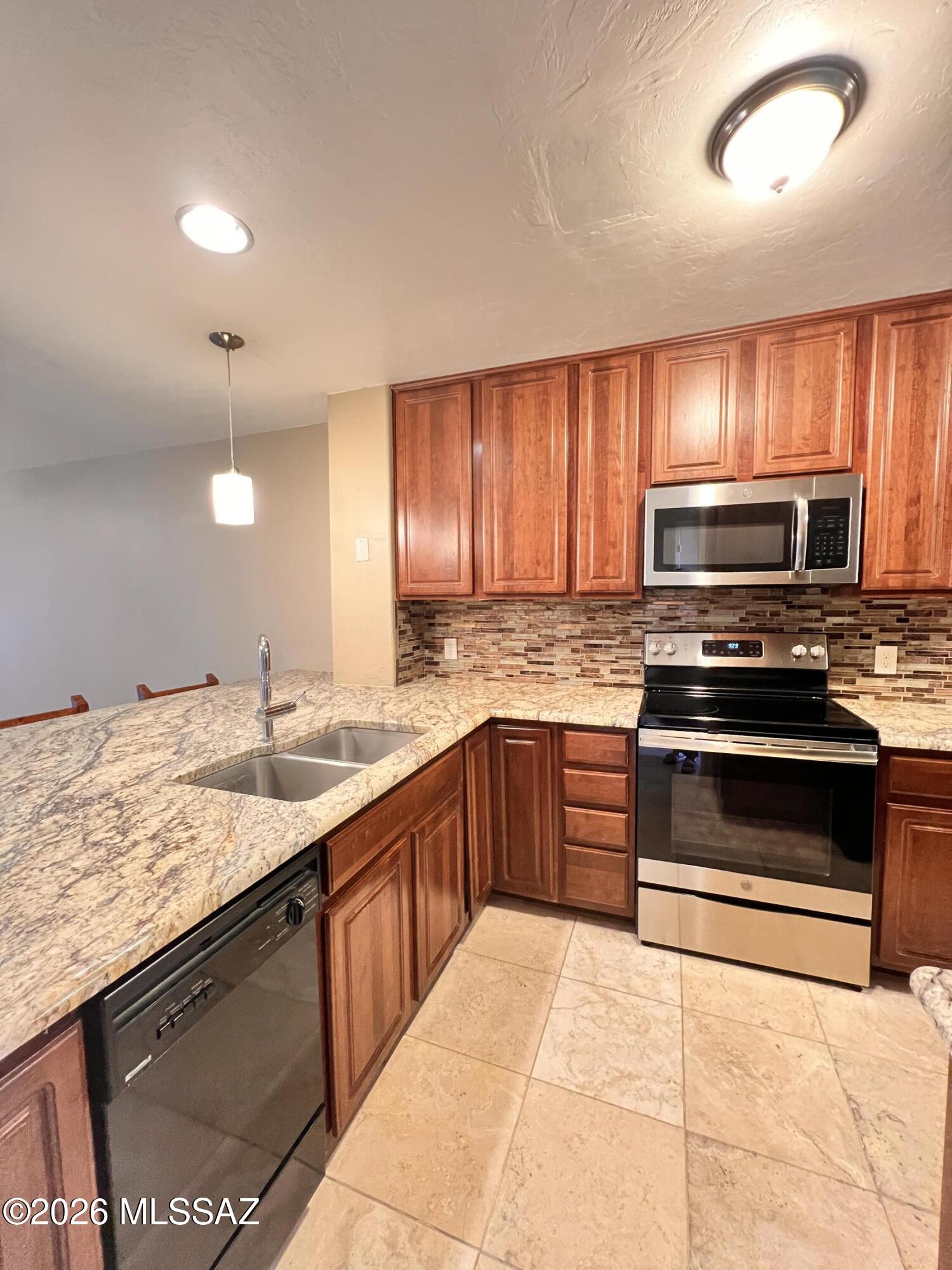 Dakotah Hills Condominium - Residential Lease