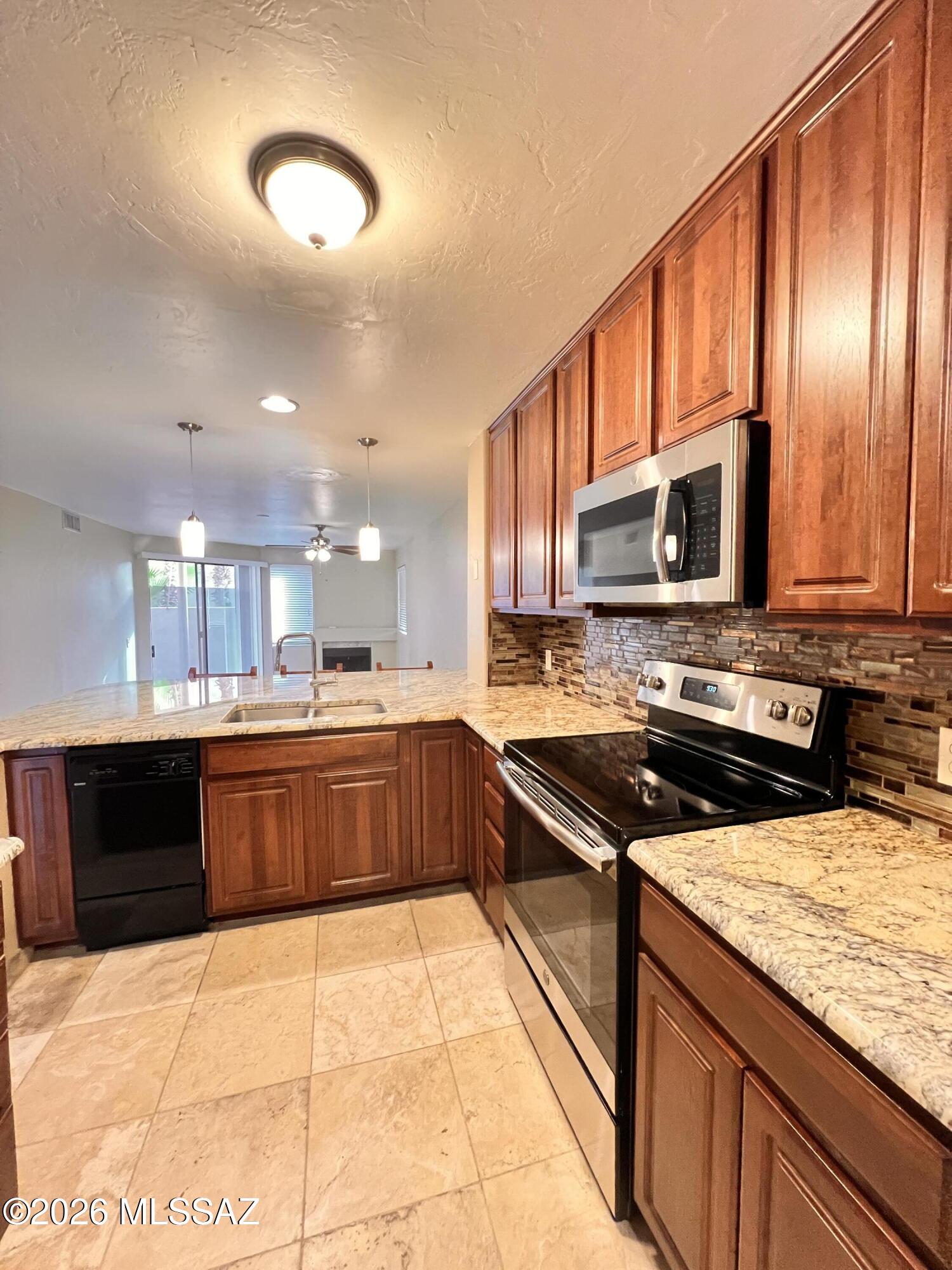 Dakotah Hills Condominium - Residential Lease