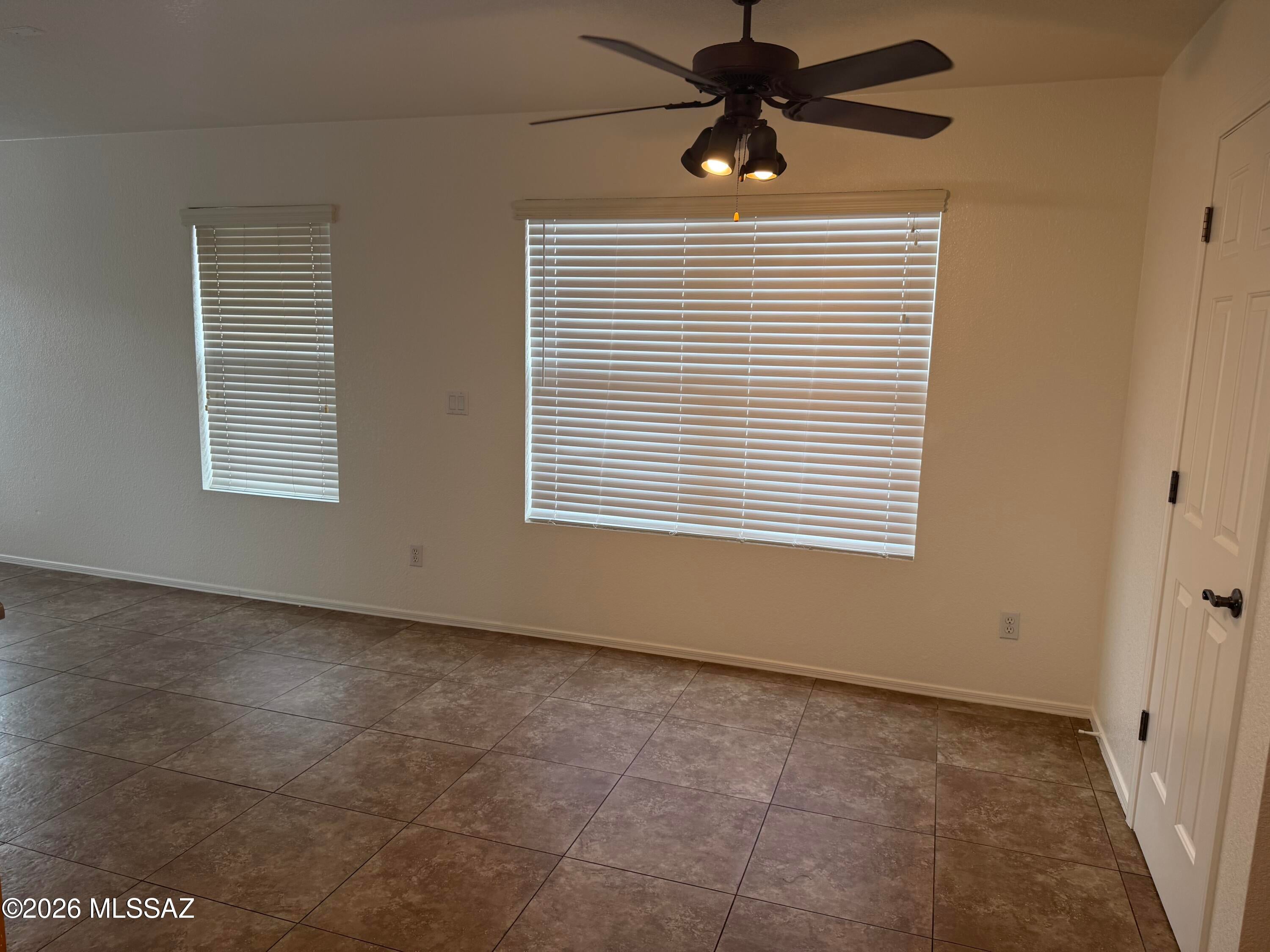 Rancho Del Lago (1-100) - Residential Lease