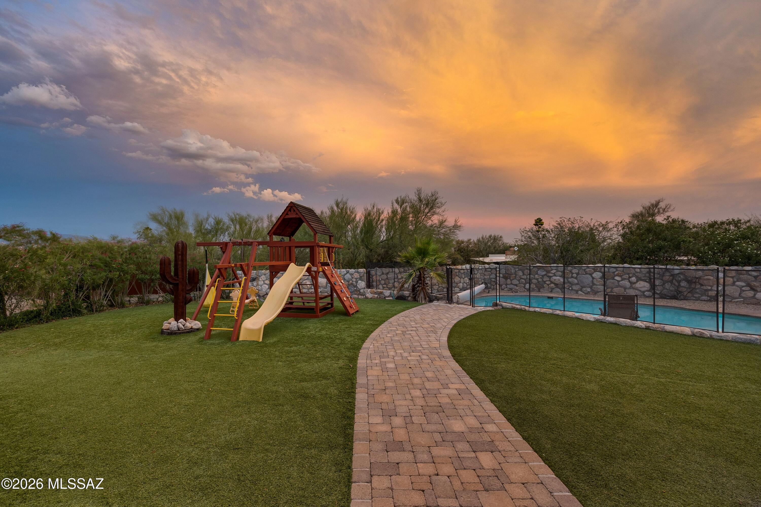 Flecha Caida Ranch Estates #10 - Residential