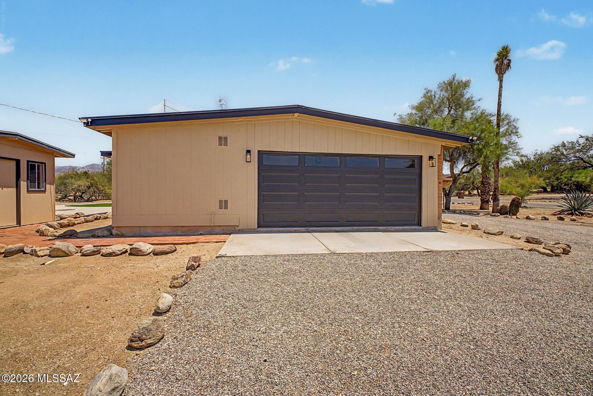 Sunset Manor(1-92) - Residential