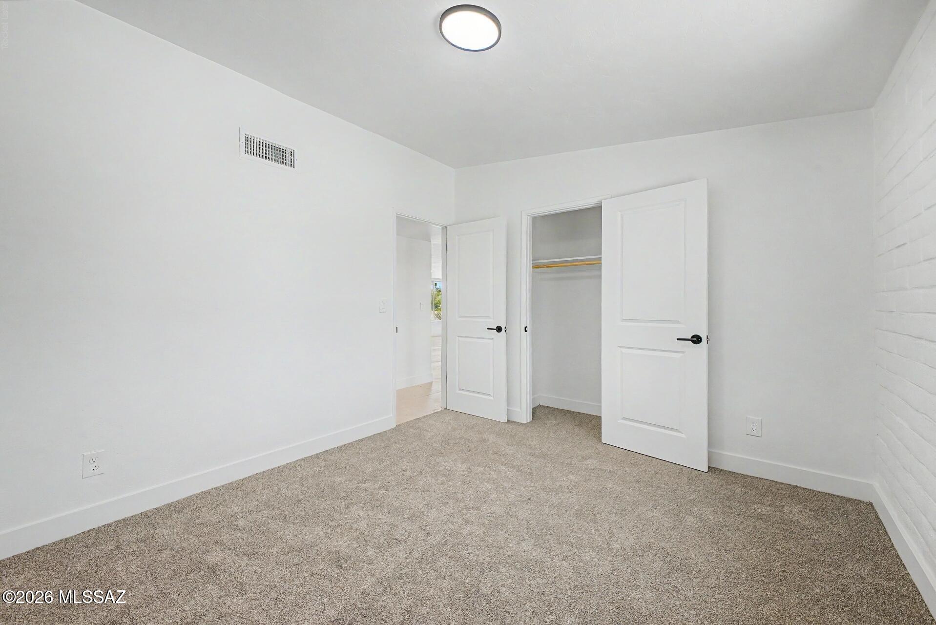 Sunset Manor(1-92) - Residential