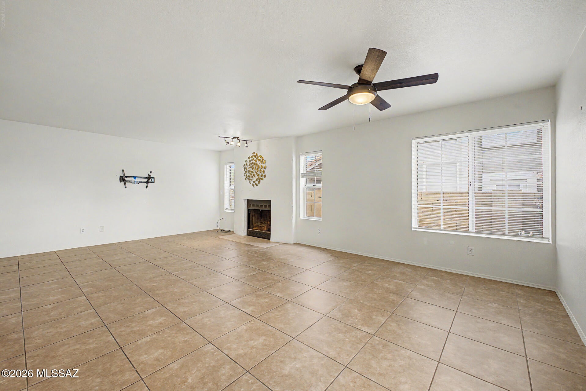 Copper Creek I Block L (1-46) - Residential Lease