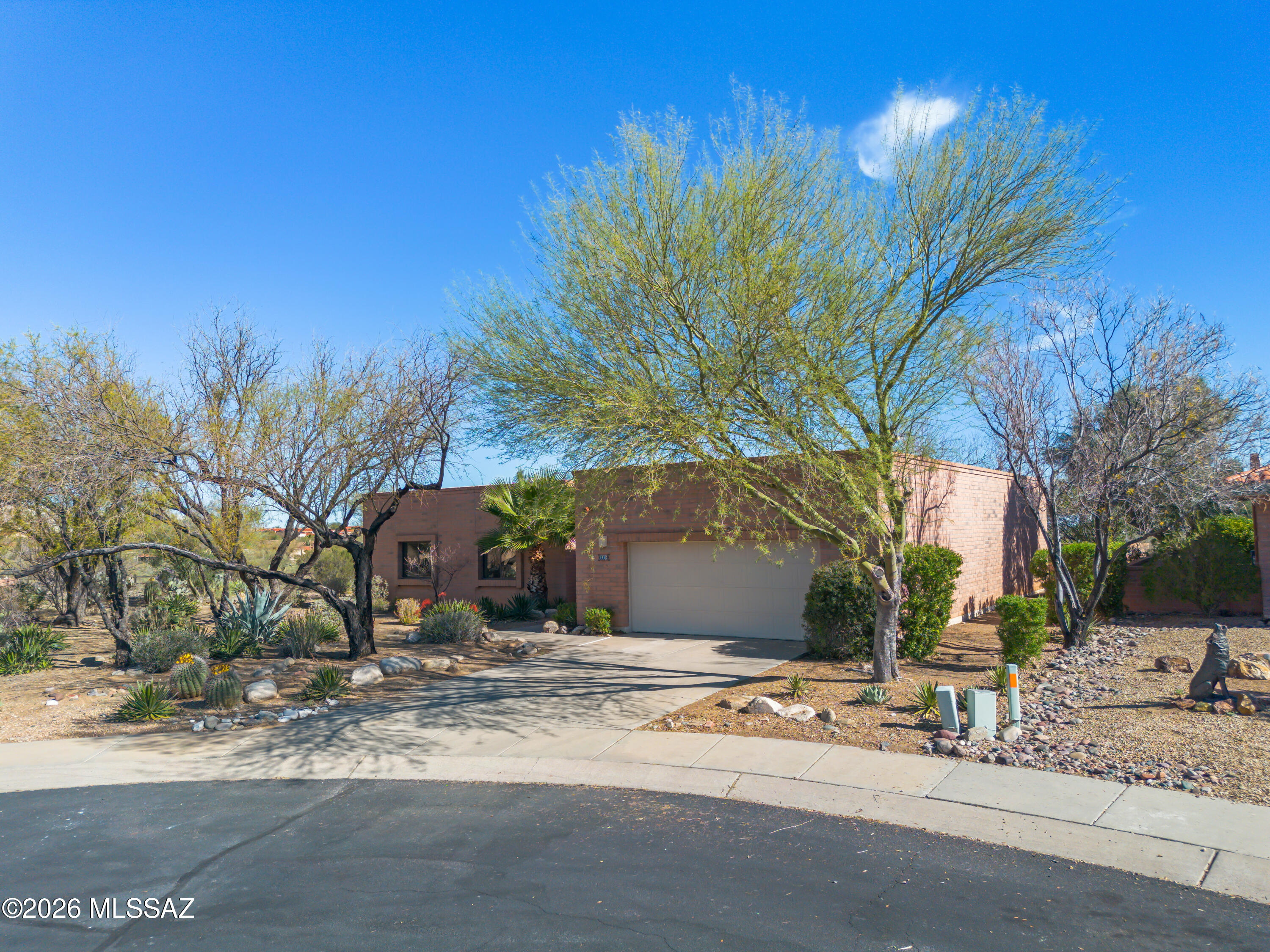 San Ignacio Vistas (1-223) - Residential