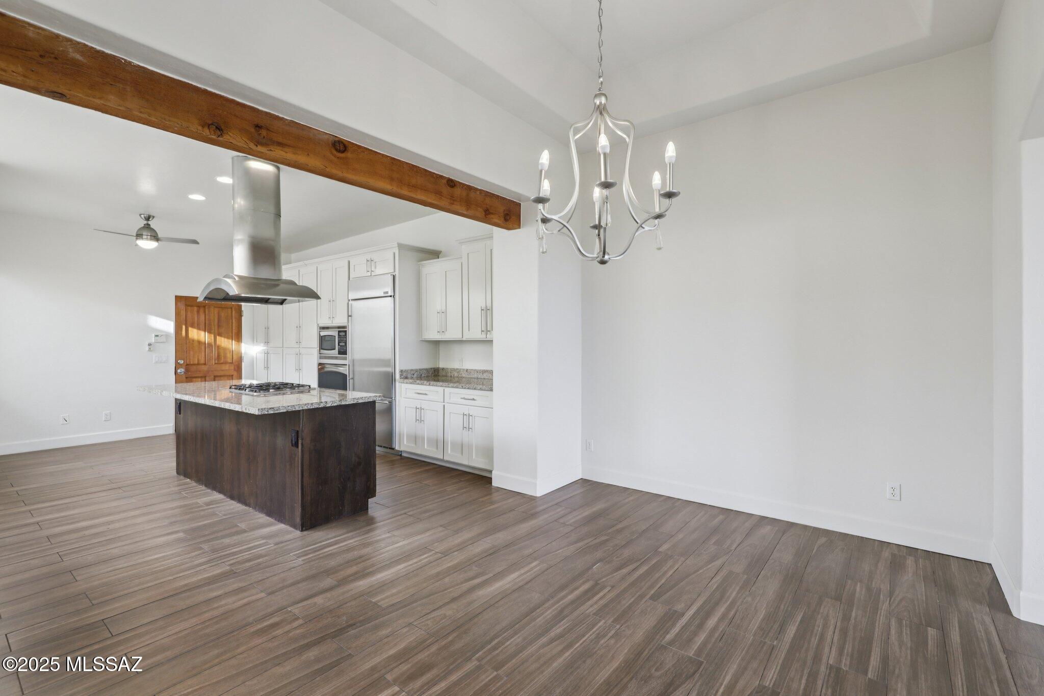 El Diamante II (1-40) - Residential