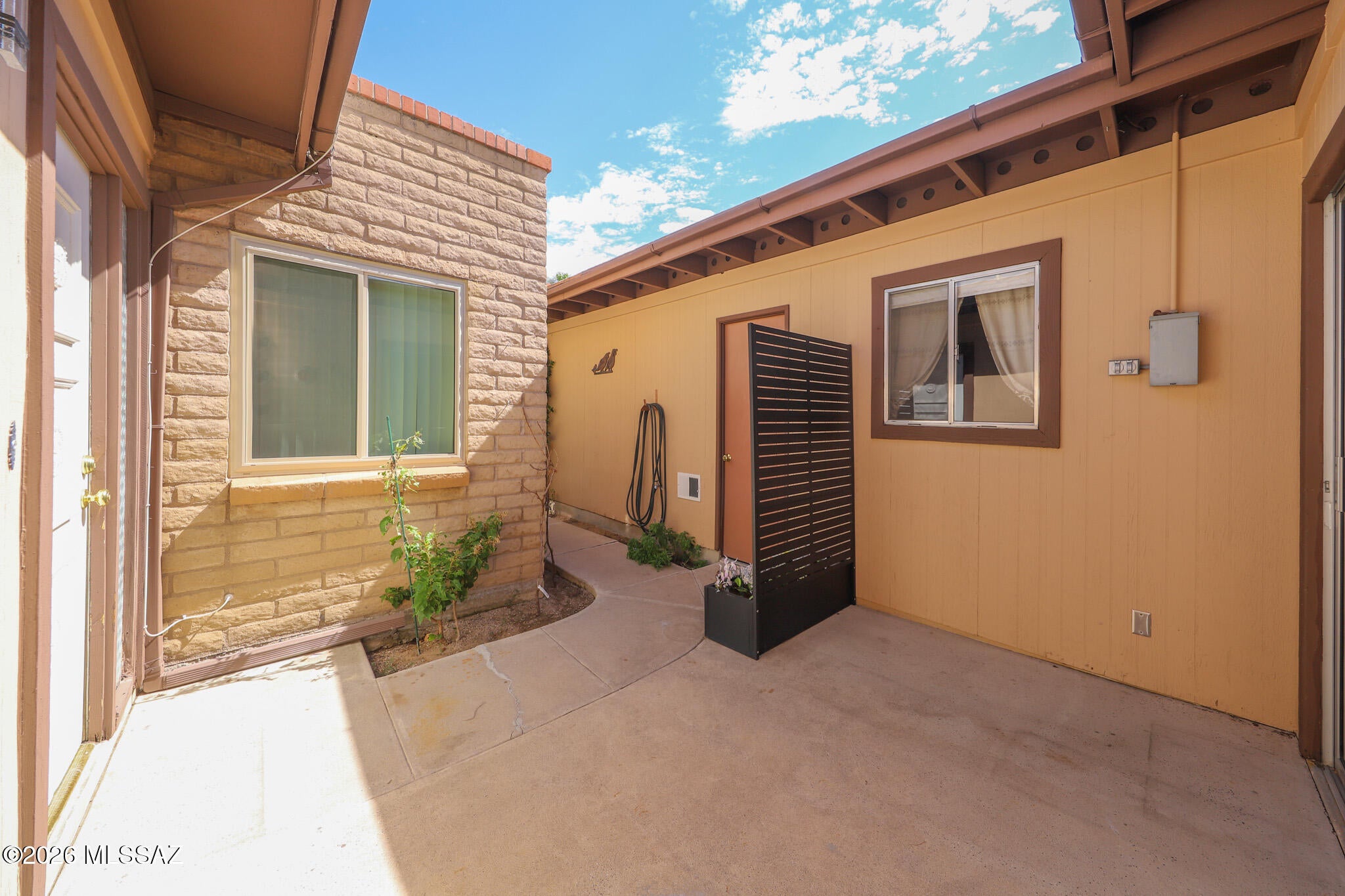 Rolling Hills Villas NO. 2 - Residential Lease