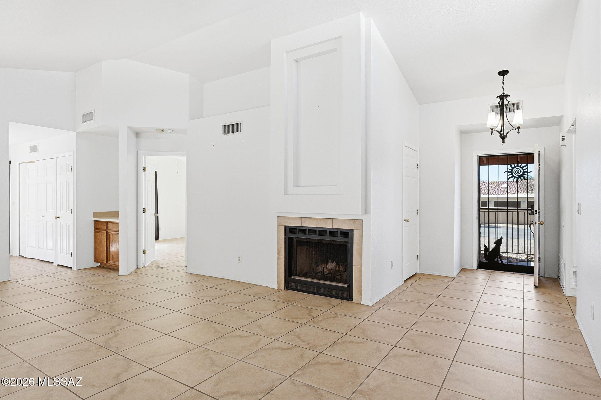 Villa Balboa (1-109) - Residential