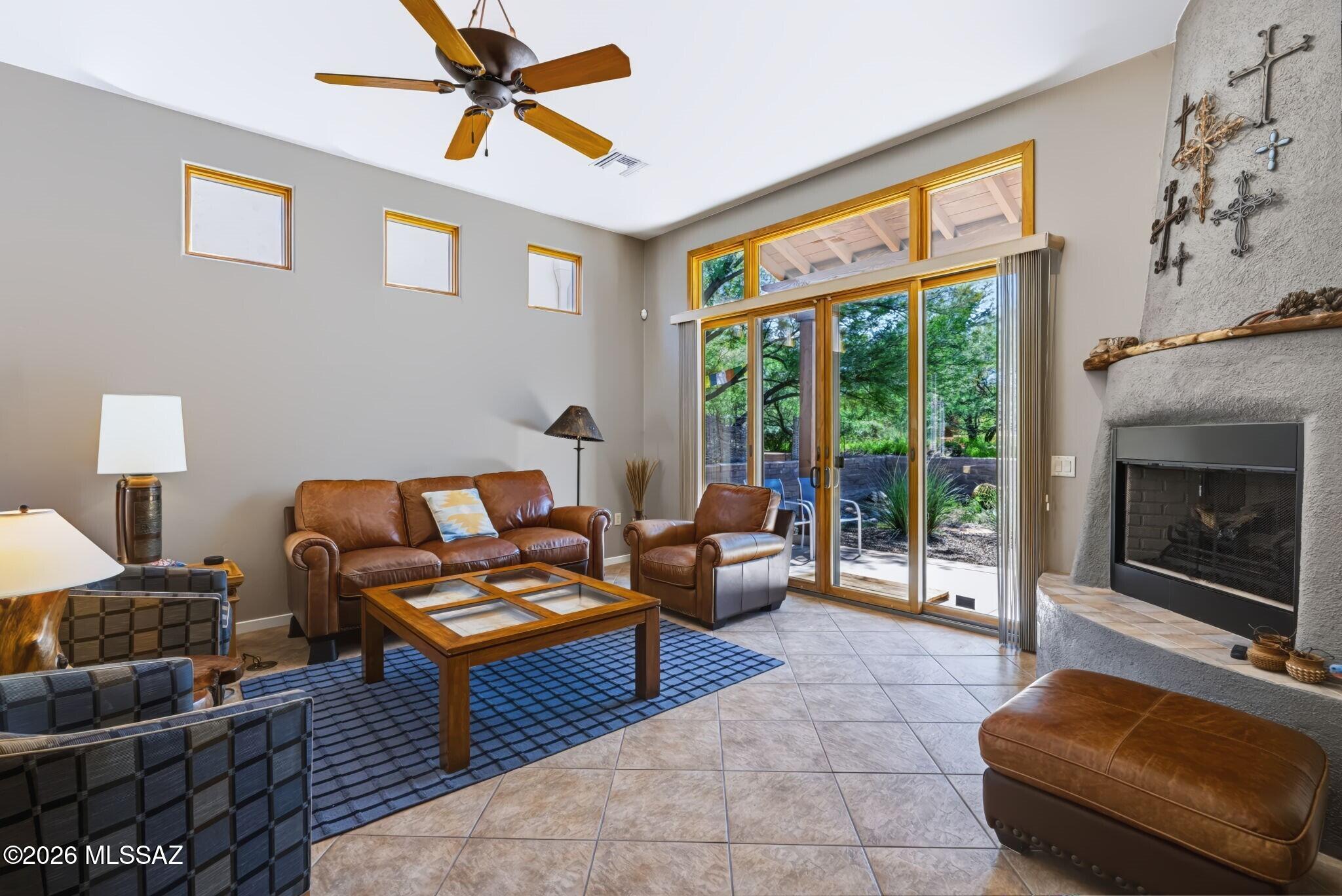 Trails Head At Barrio De Tubac - Residential