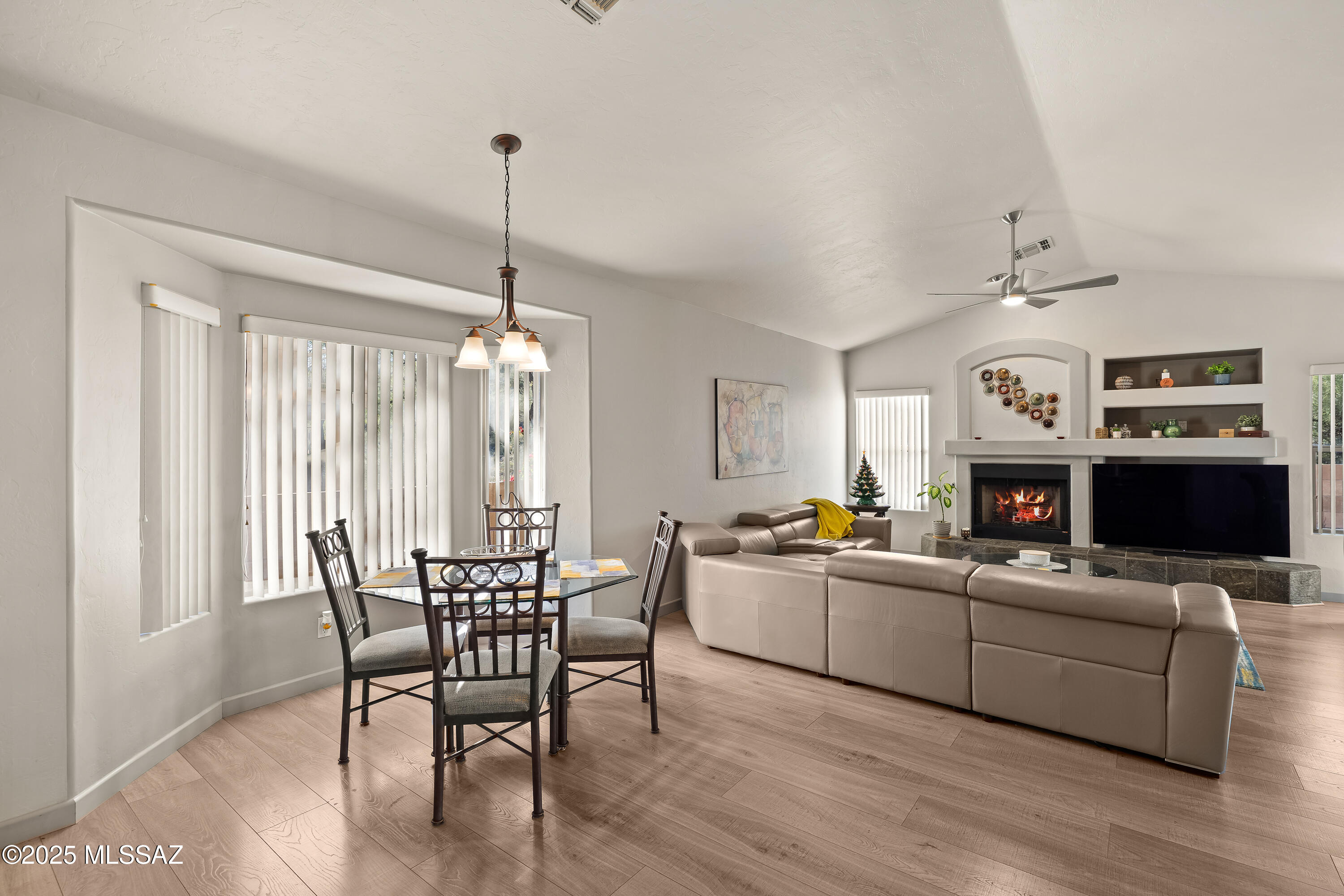 Sabino Mountain (1-290) - Residential