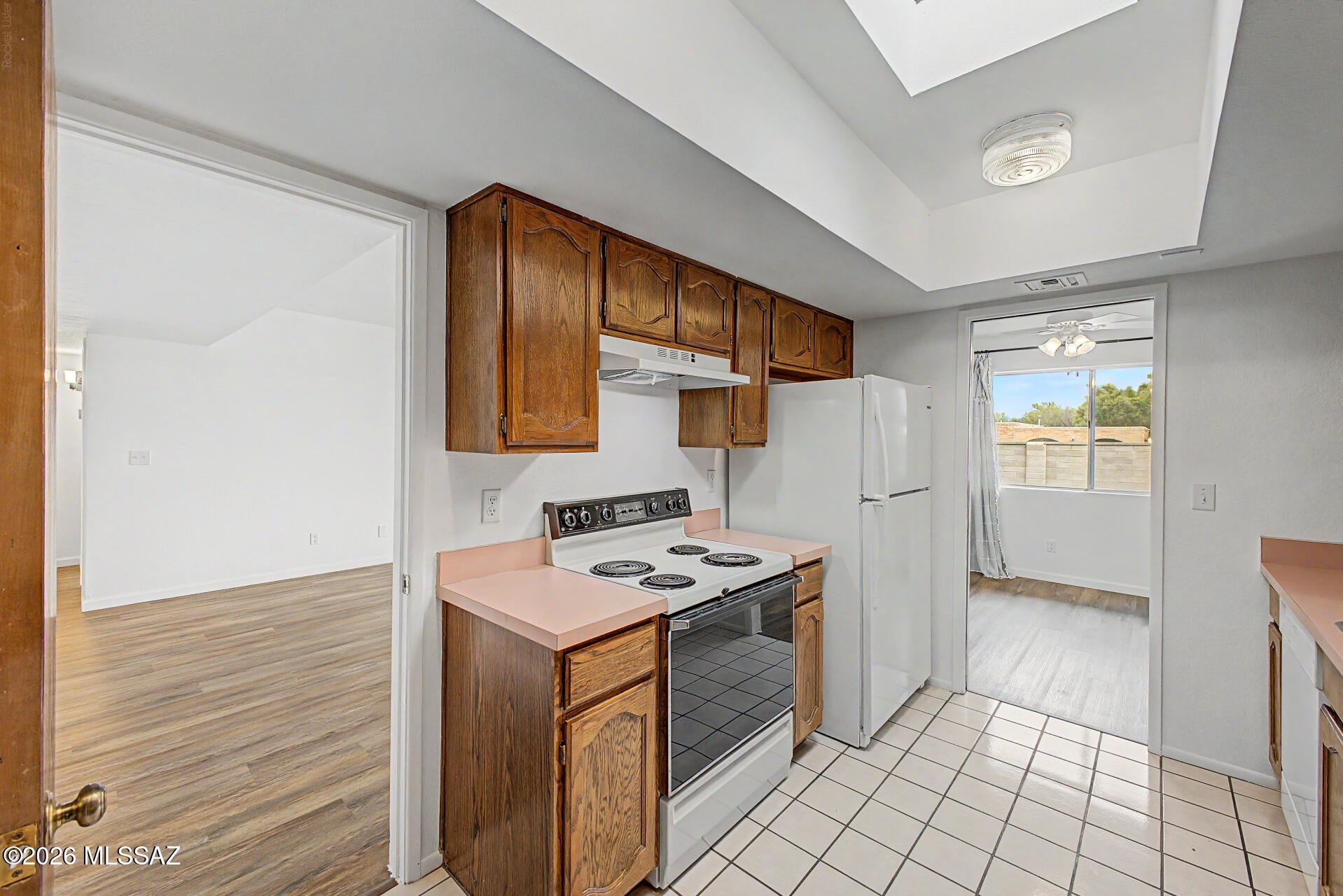 Samprese Estates (1-119) - Residential Lease