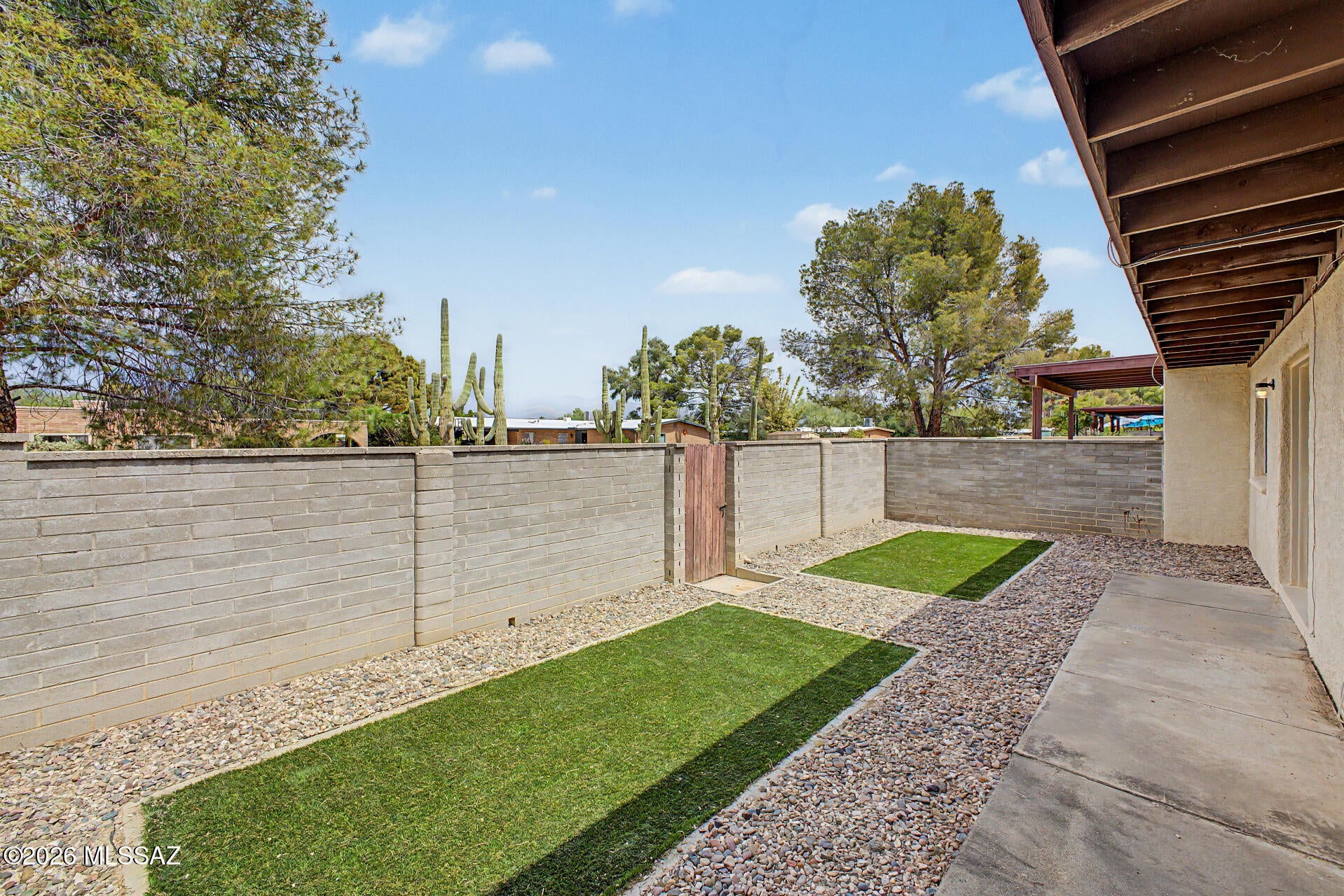 Samprese Estates (1-119) - Residential Lease