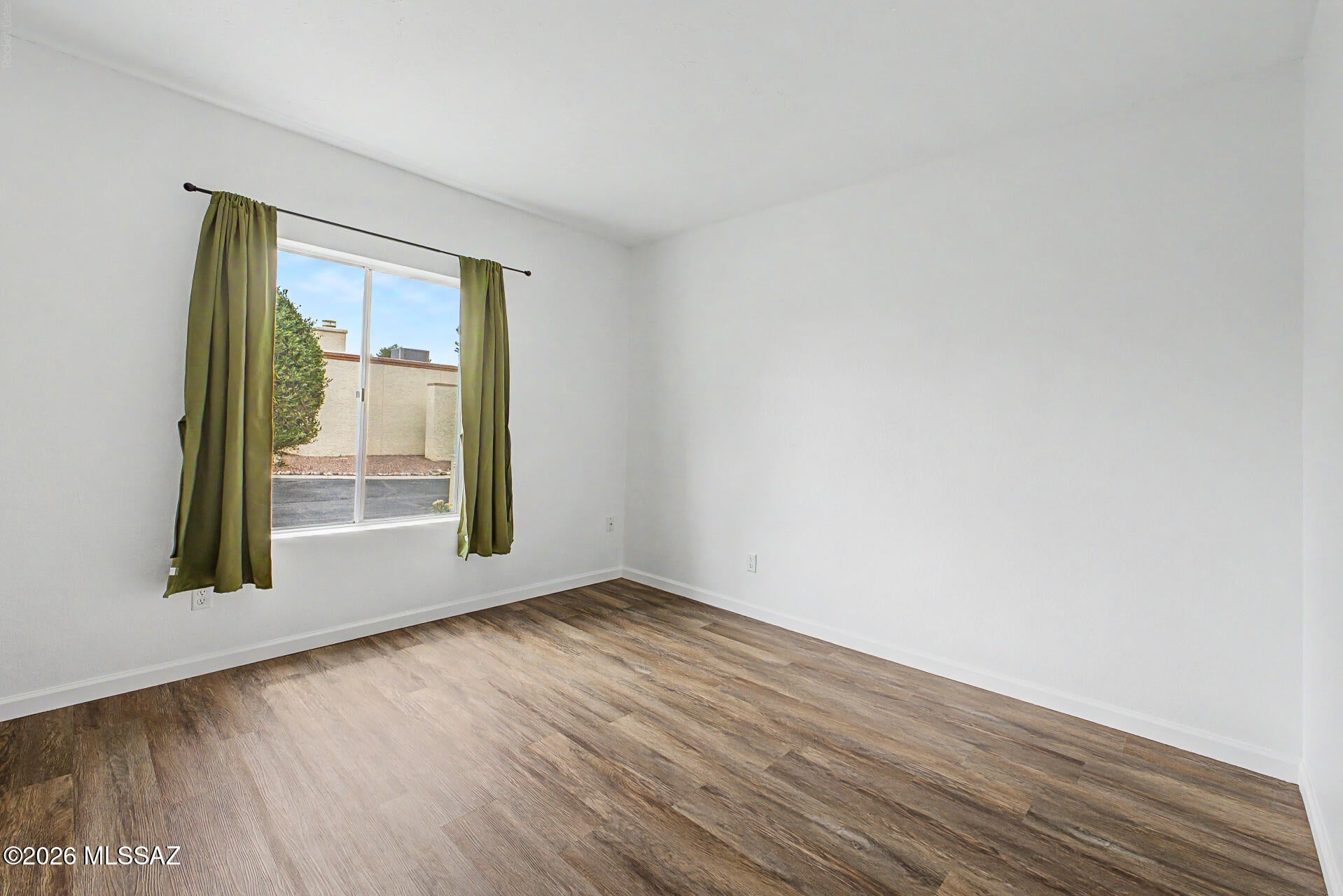 Samprese Estates (1-119) - Residential Lease