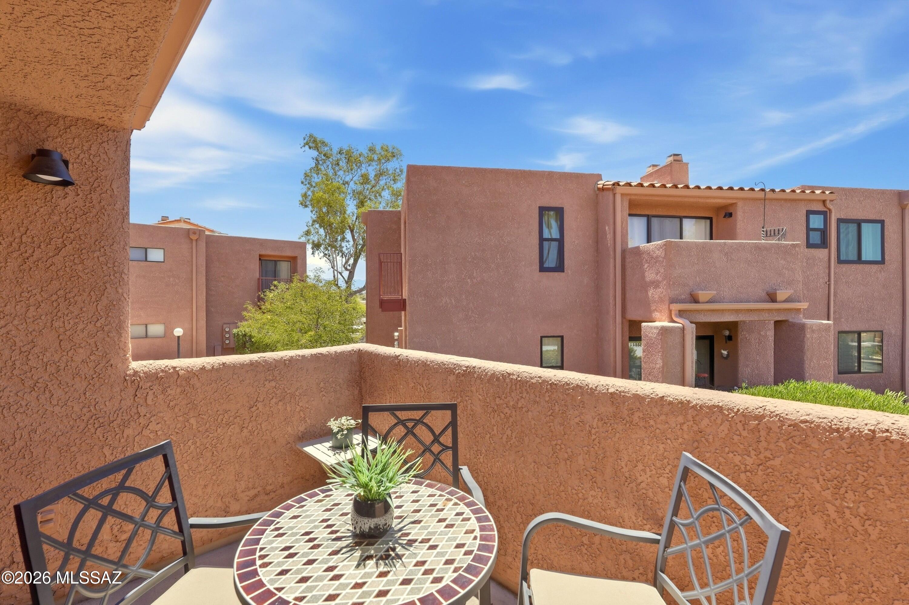 Ventana Vista Condominiums - Residential