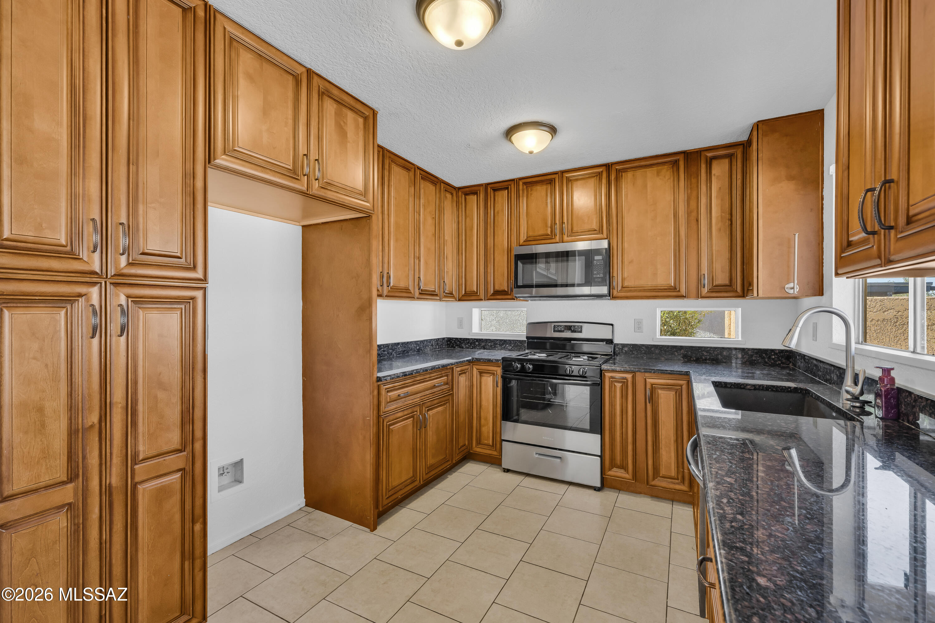 Country Highlands (1-180) - Residential