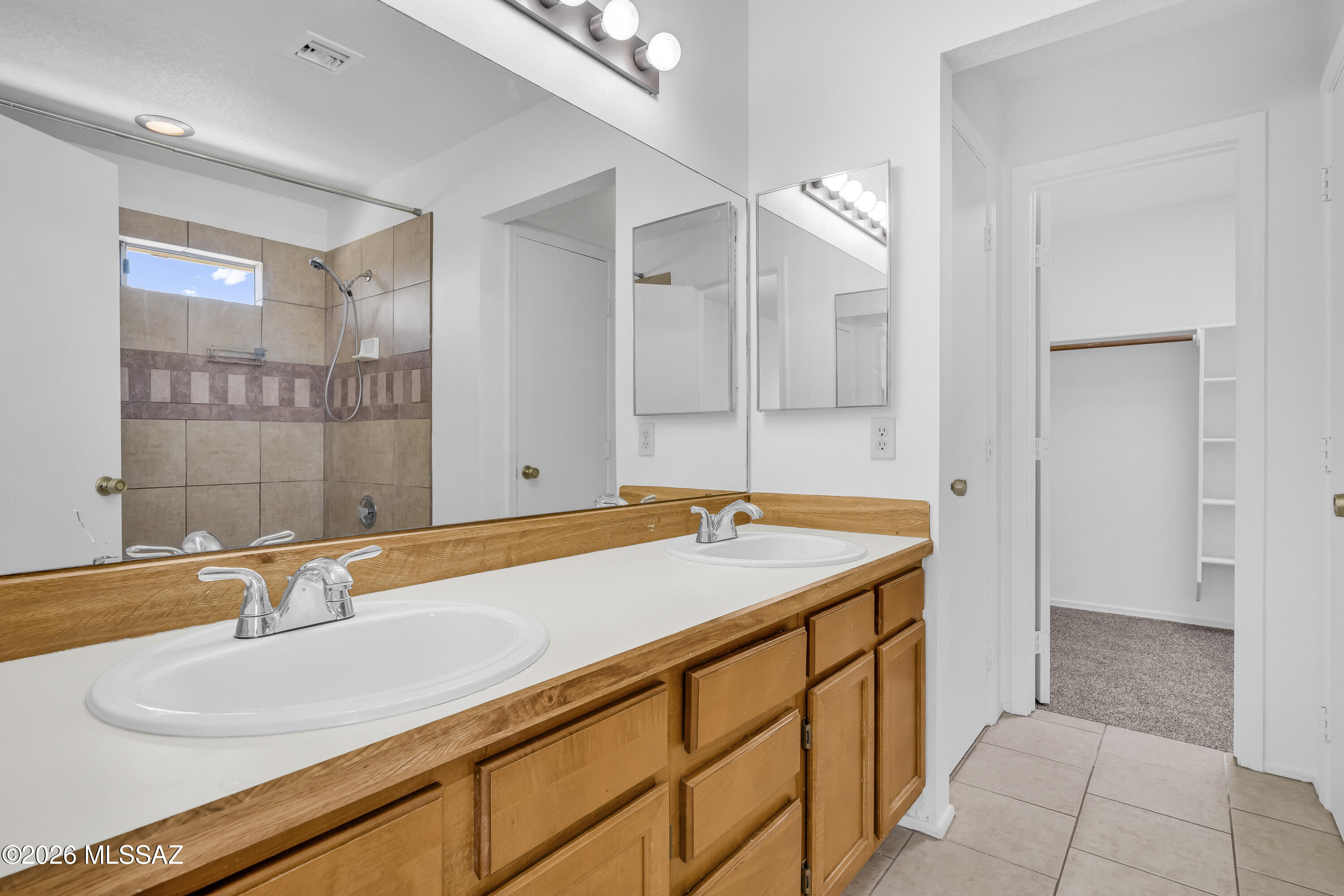 Country Highlands (1-180) - Residential