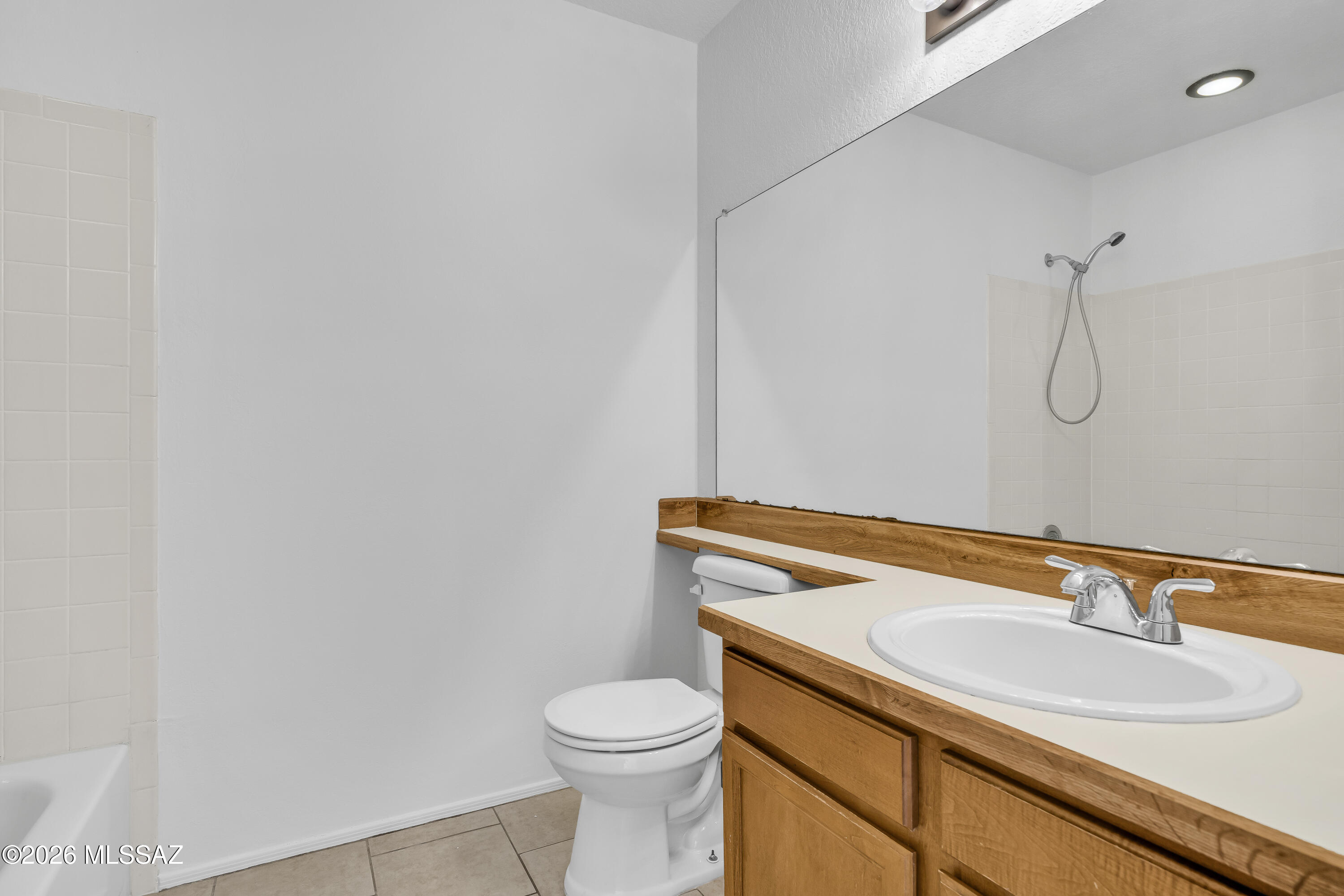 Country Highlands (1-180) - Residential