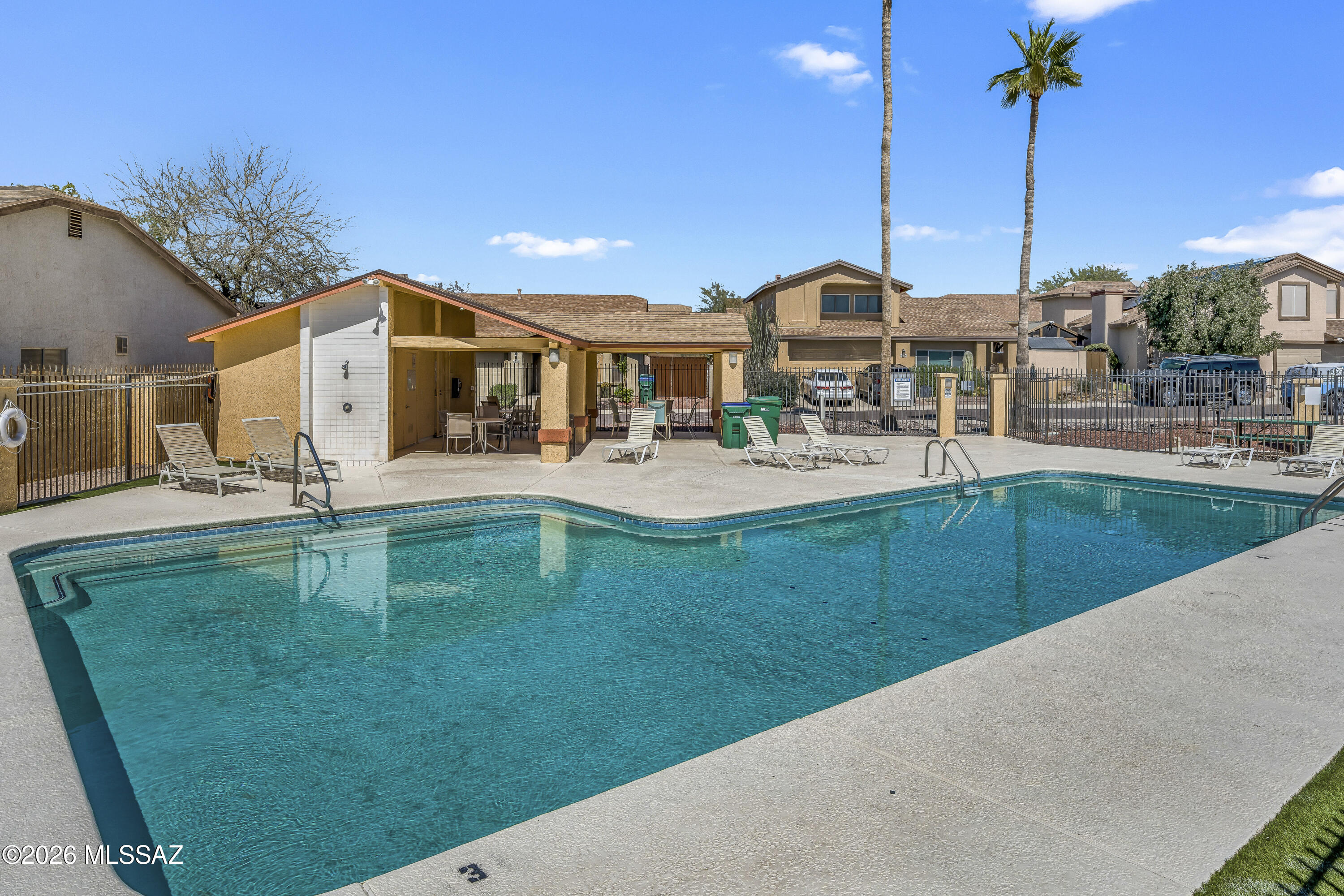 Country Highlands (1-180) - Residential