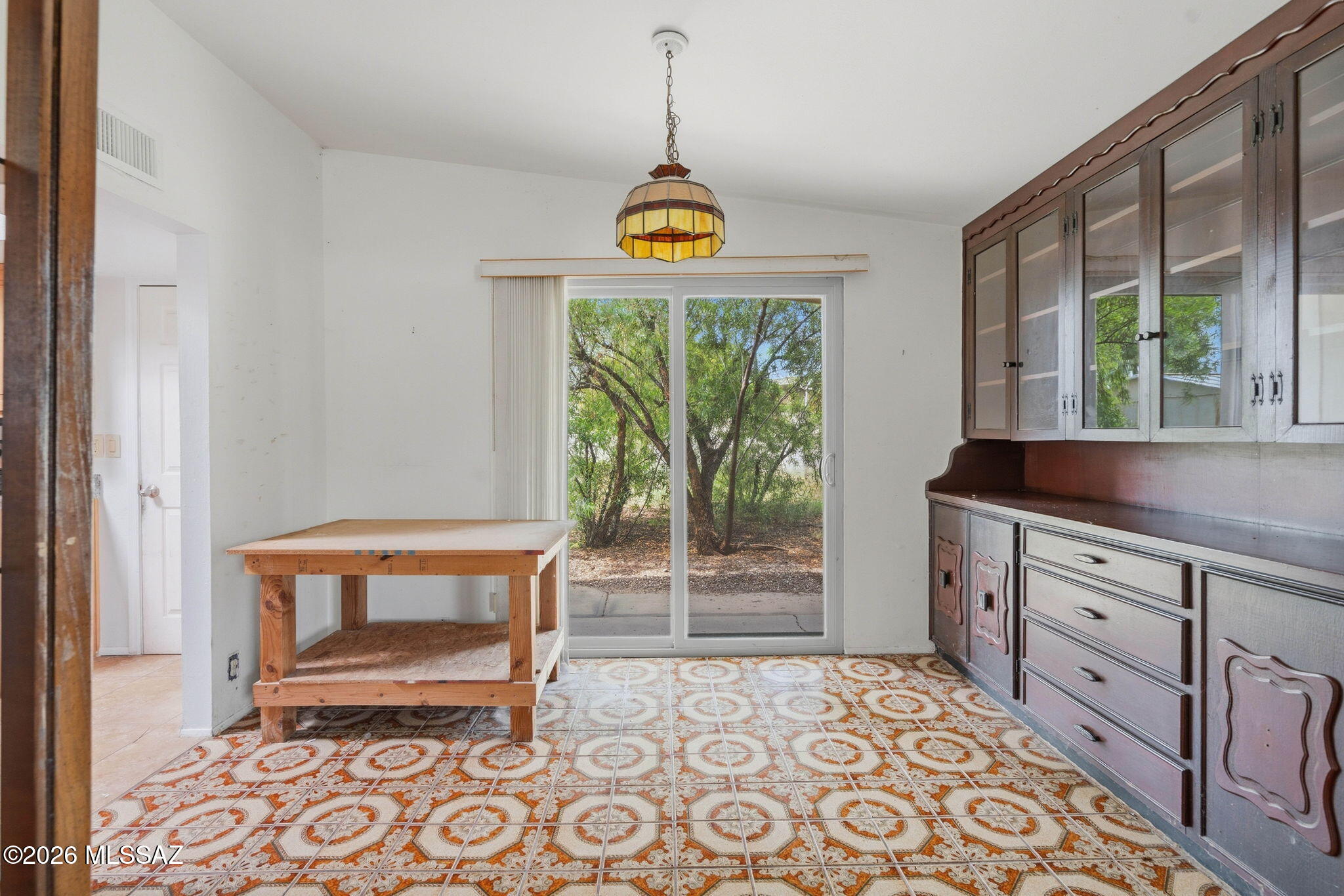 Longview Estates (194-470) - Residential