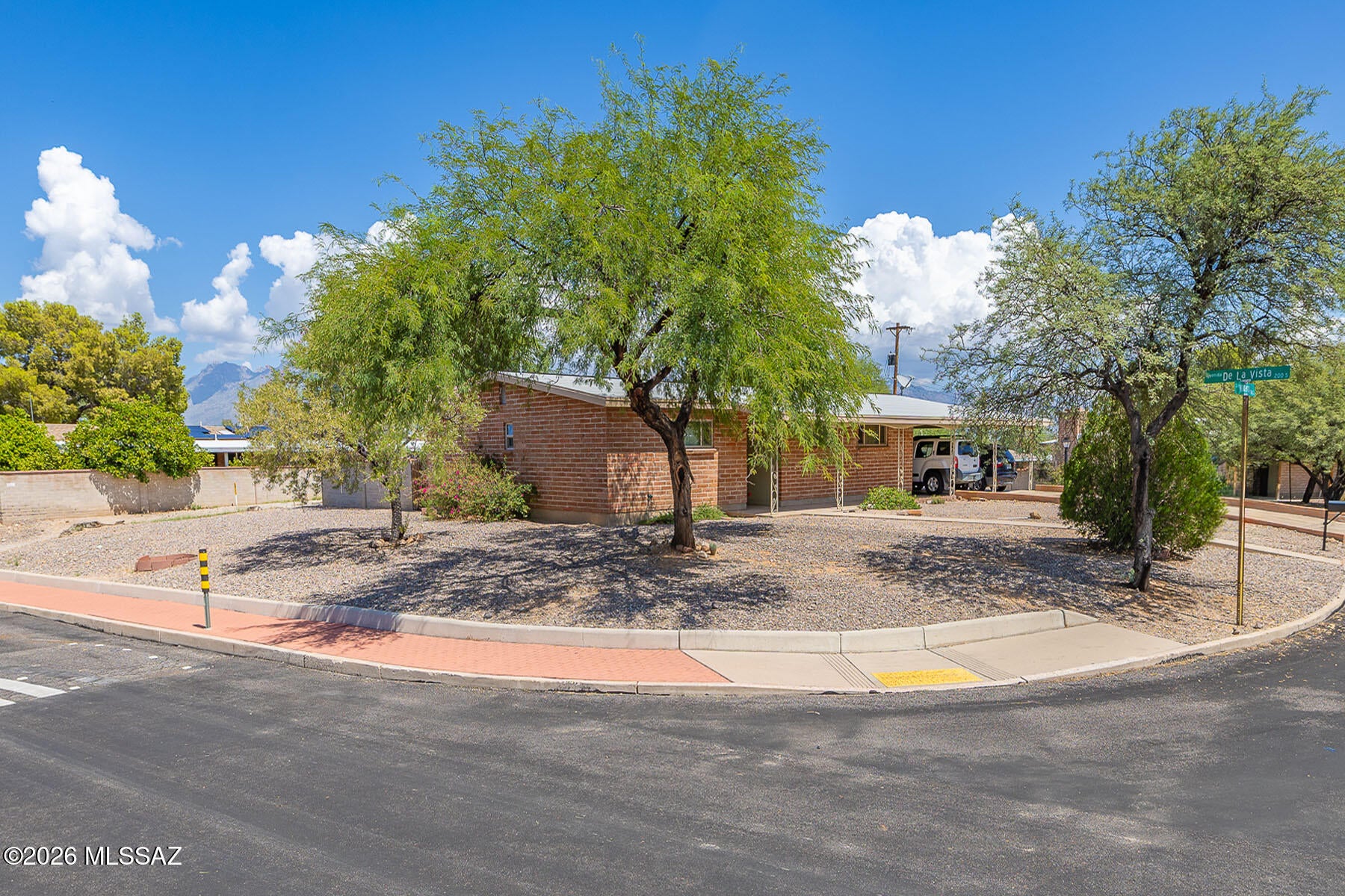 Vista Del Sahuaro - Residential