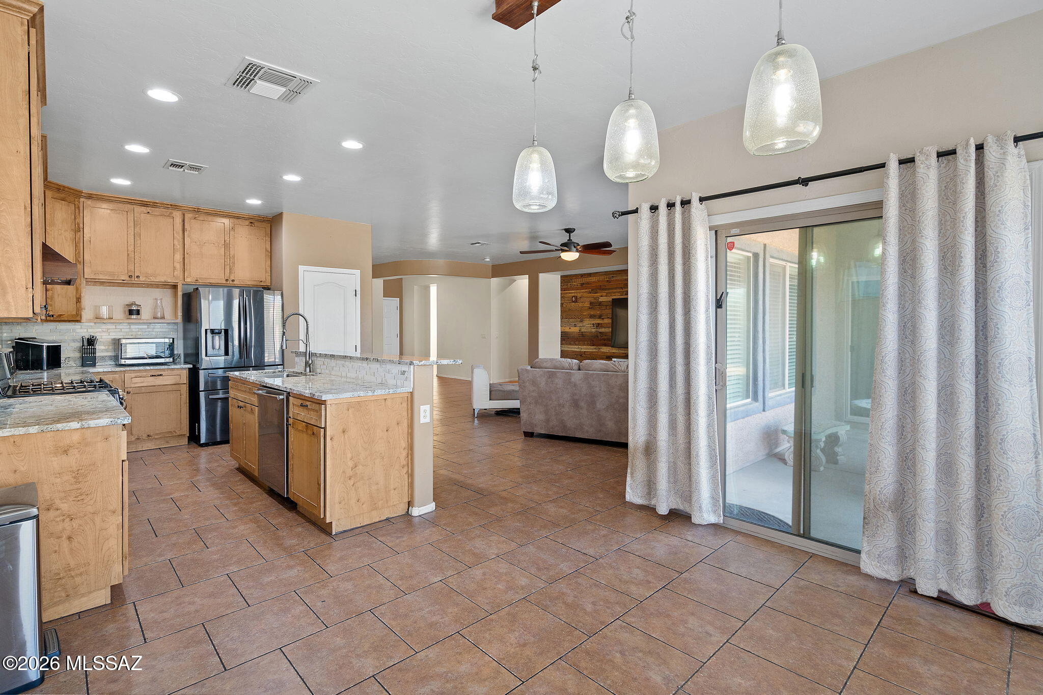 Continental Reserve Blks 17-19 (1-102) - Residential