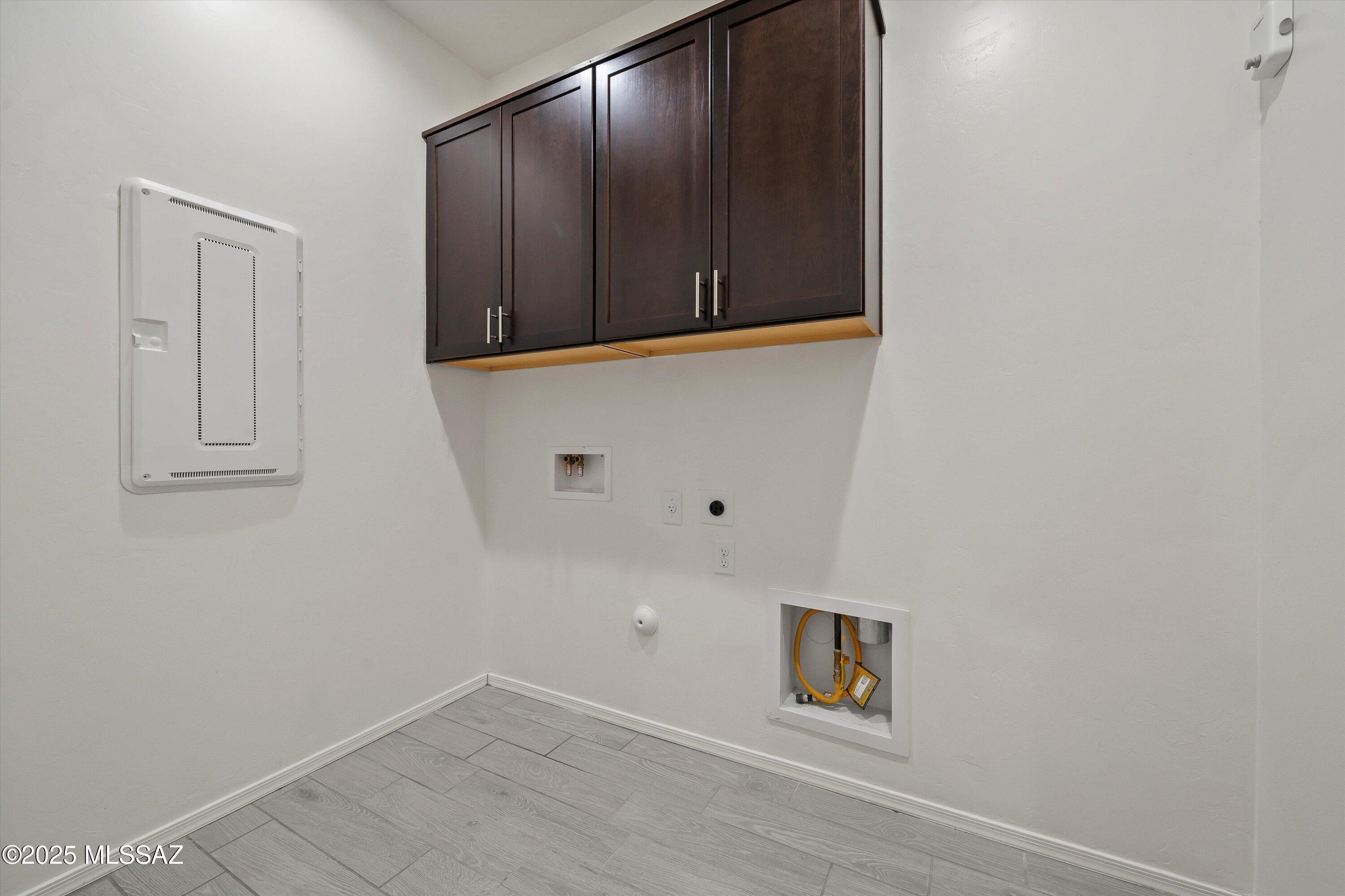 Entrada Del Rio - Residential