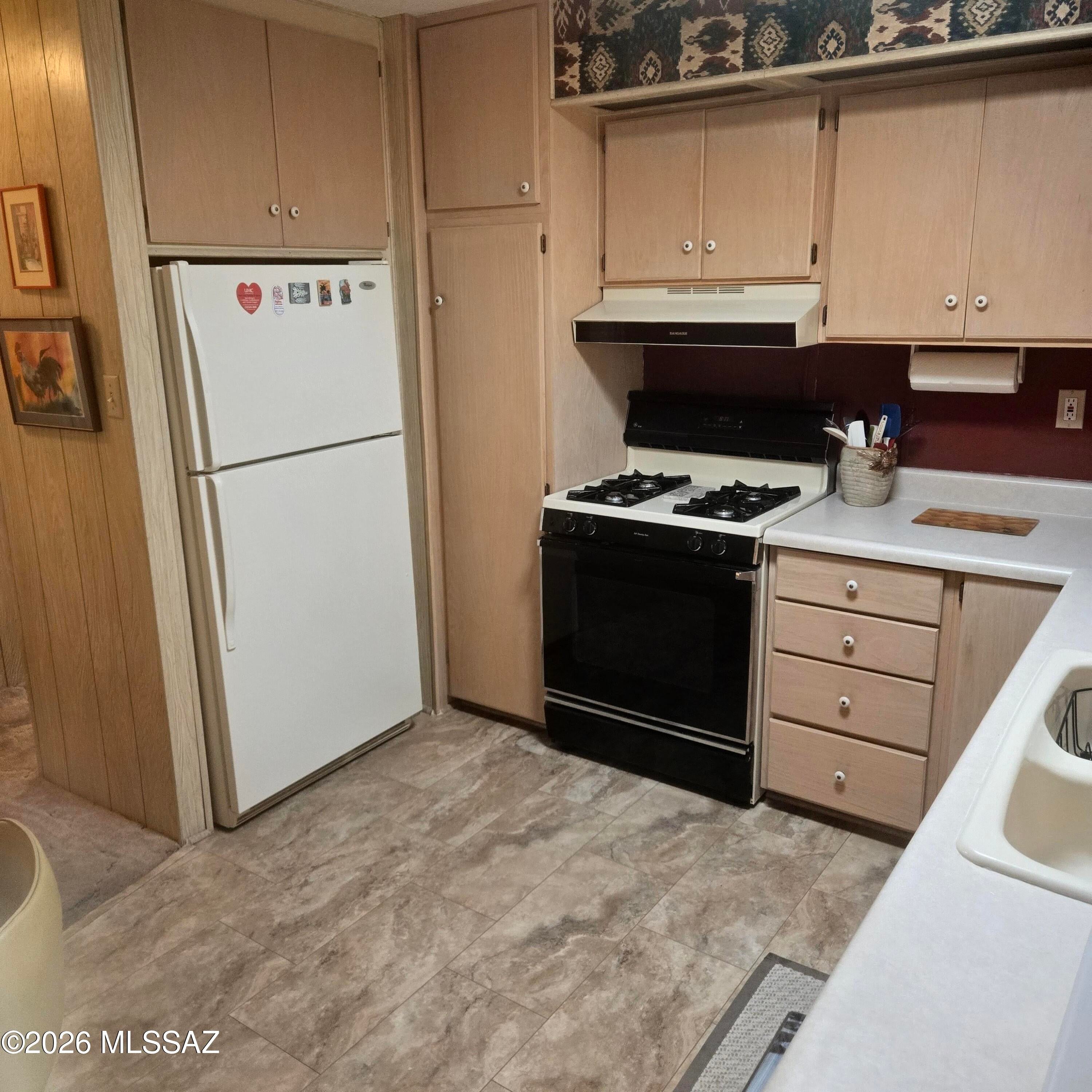 Tucson Estates (403-758) - Residential