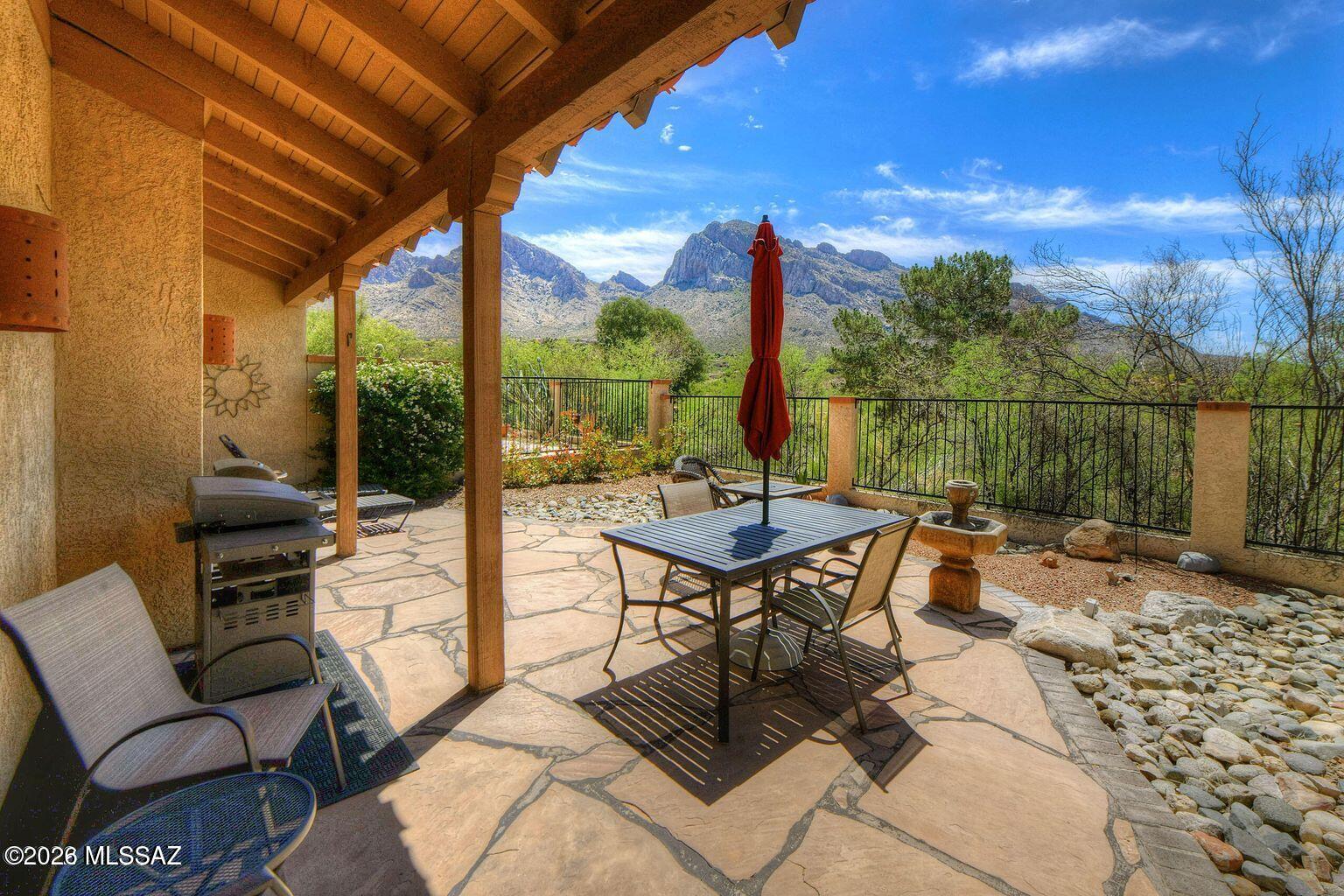 Fully furnished resort-style patio home designed for comfort, privacy, and extended stays. Enjoy stunning Catalina Mountain and Pusch Ridge views from the backyard--an ideal setting to relax and unwind.
Inside, a split-bedroom floor plan offers separation and privacy, with a dedicated den perfect for a home office. Features include a fireplace, King and Queen bedding, and over 1,850 sq ft of well-appointed living space.

Located near the Hilton El Conquistador Resort & Spa, with easy access to dining, amenities, and the newly renovated El Conquistador Golf Course, now operated by the Town of Oro Valley.

Available May through December 2026.